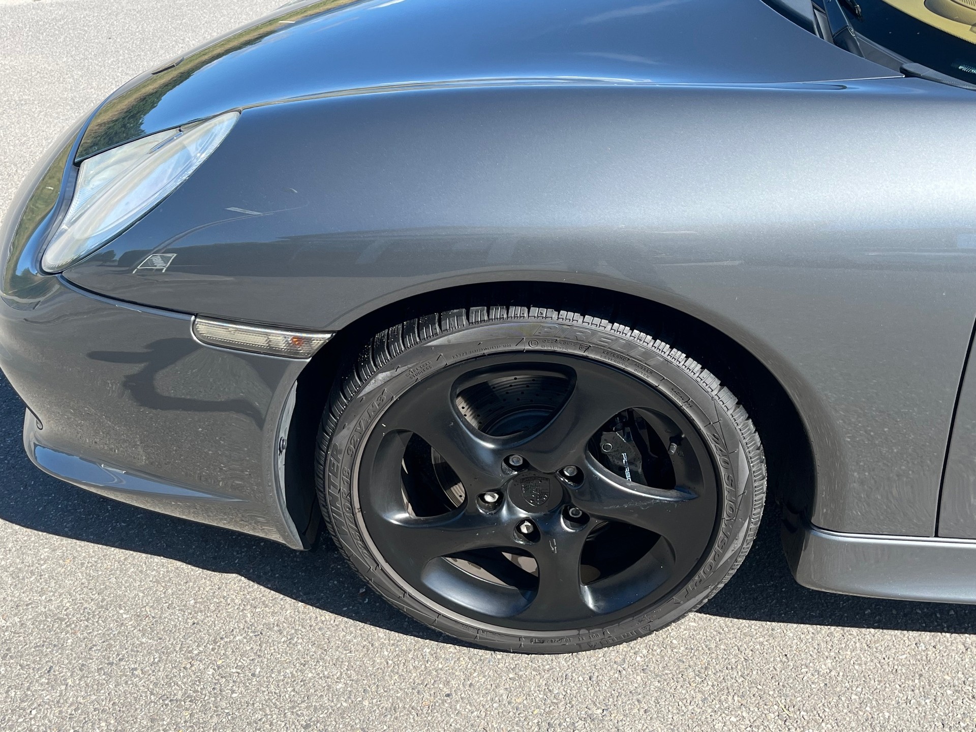 PORSCHE CARRERA-image-5