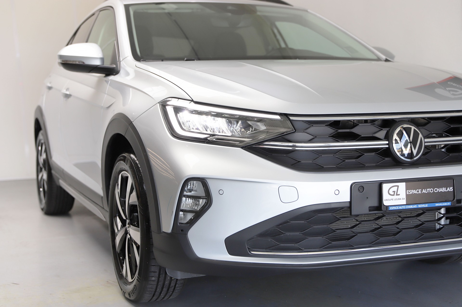 VW Taigo 1.0 TSI Life-showroom-element-1