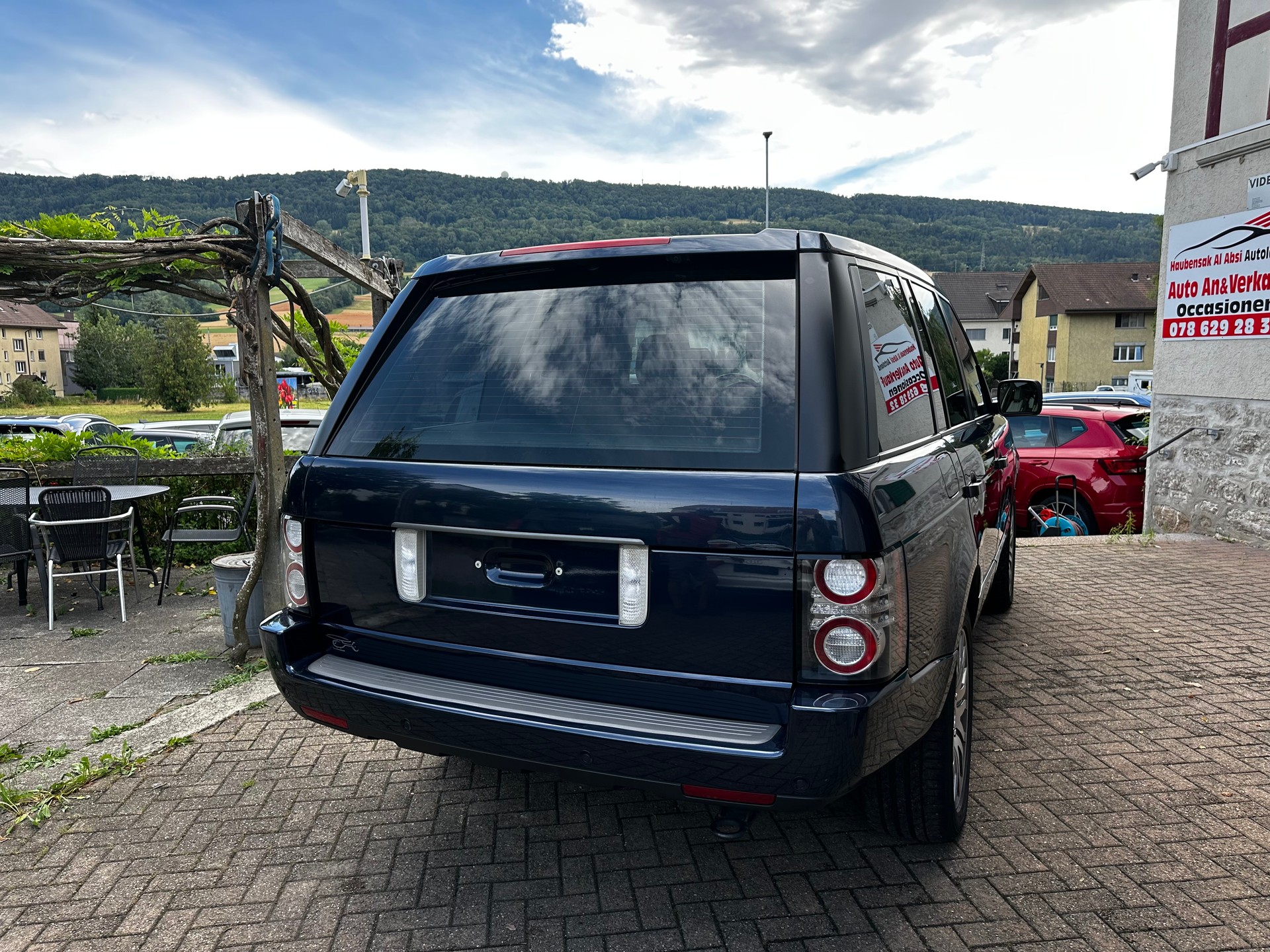LAND ROVER Range Rover 4.4 TDV8 HSE Automatic-image-2