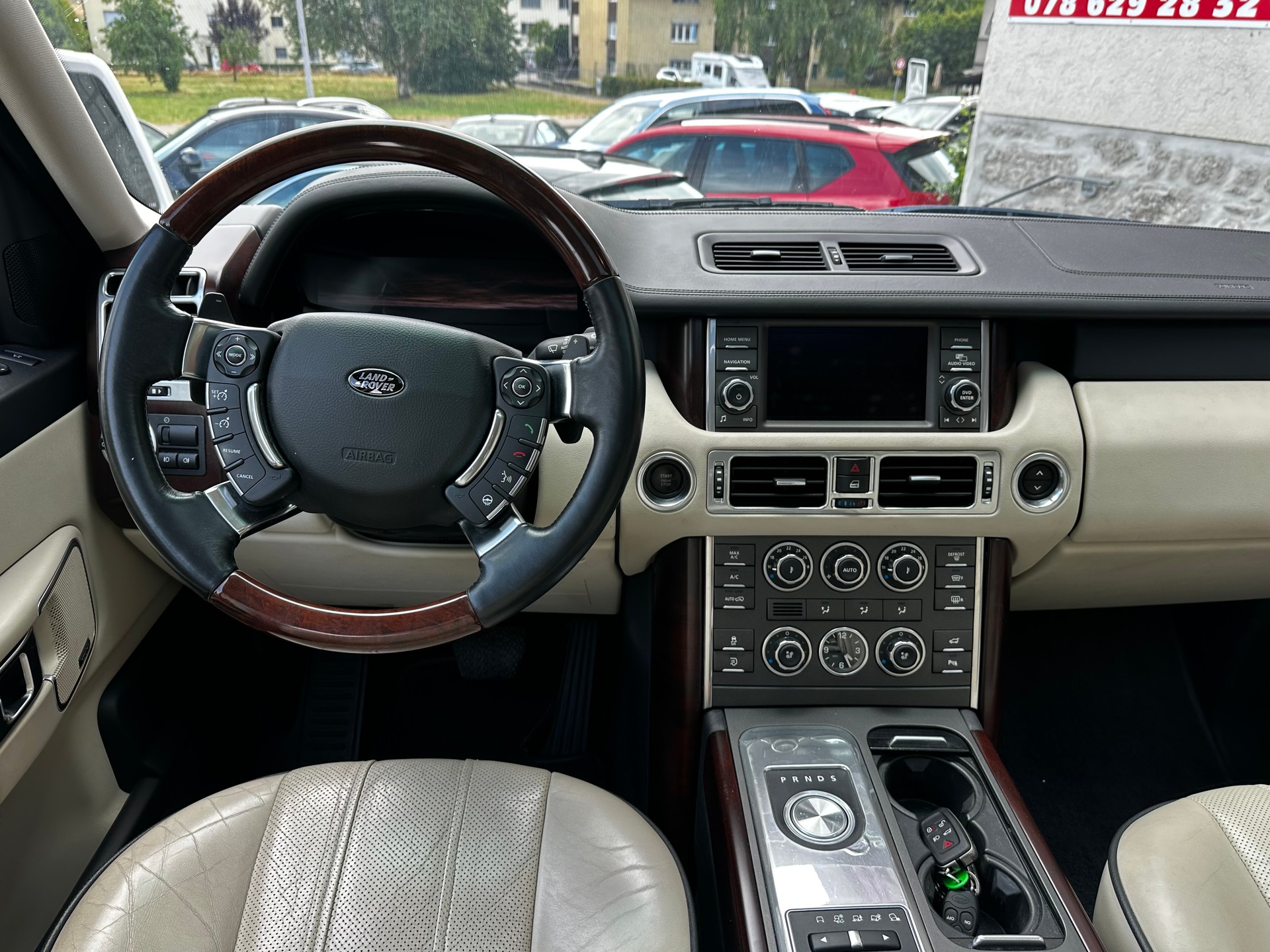 LAND ROVER Range Rover 4.4 TDV8 HSE Automatic-image-7