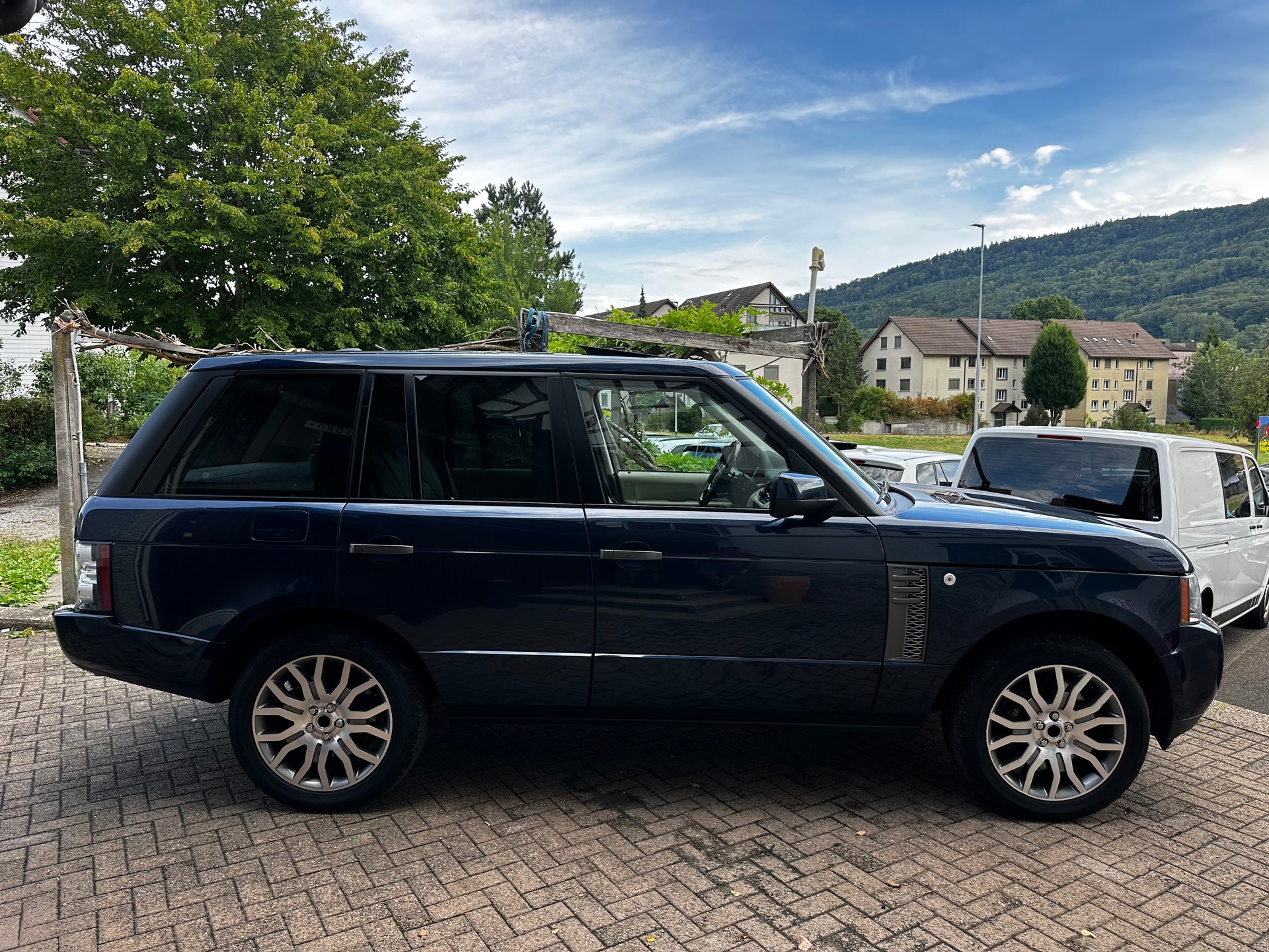 LAND ROVER Range Rover 4.4 TDV8 HSE Automatic-image-4