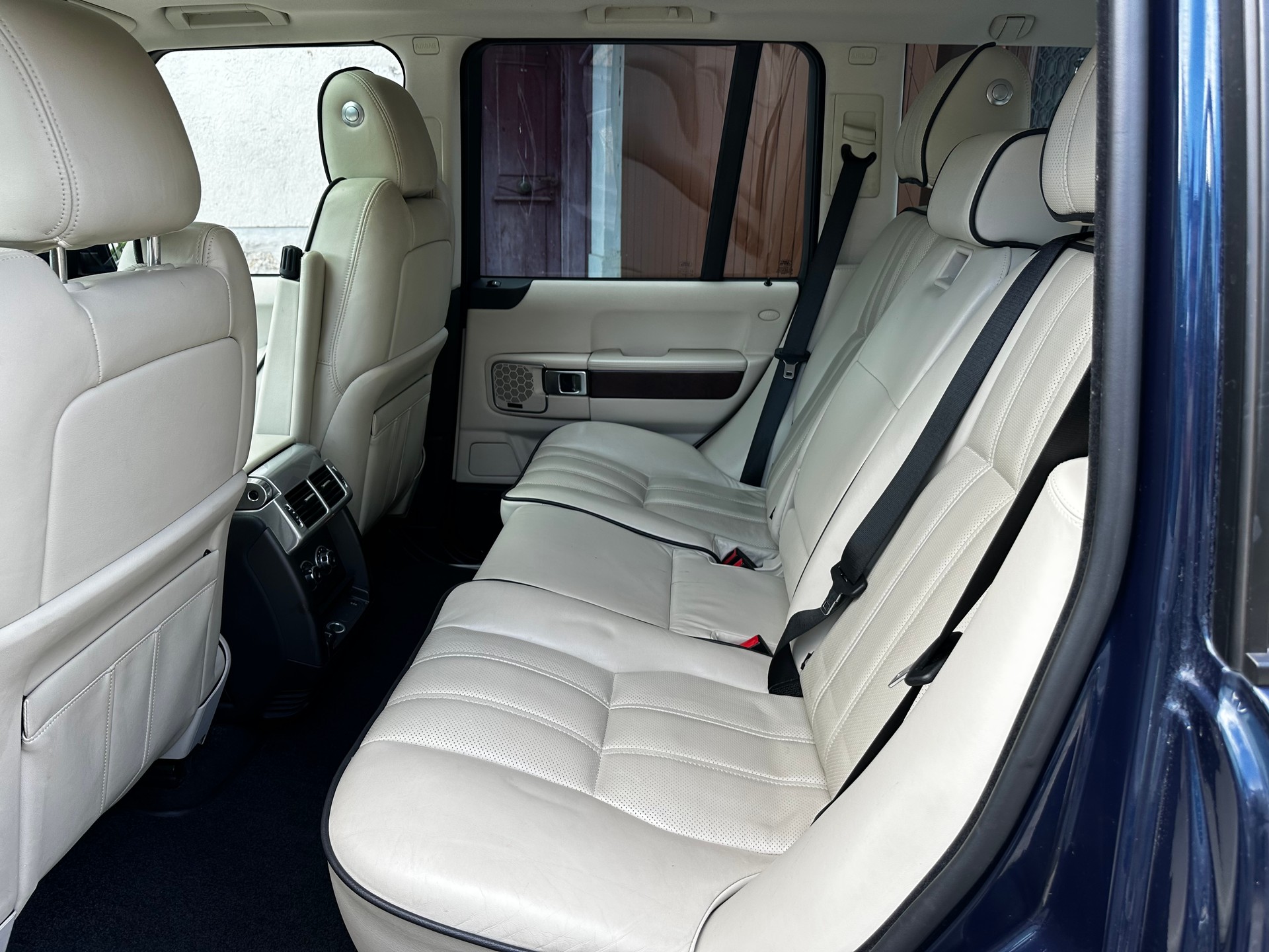 LAND ROVER Range Rover 4.4 TDV8 HSE Automatic-image-6