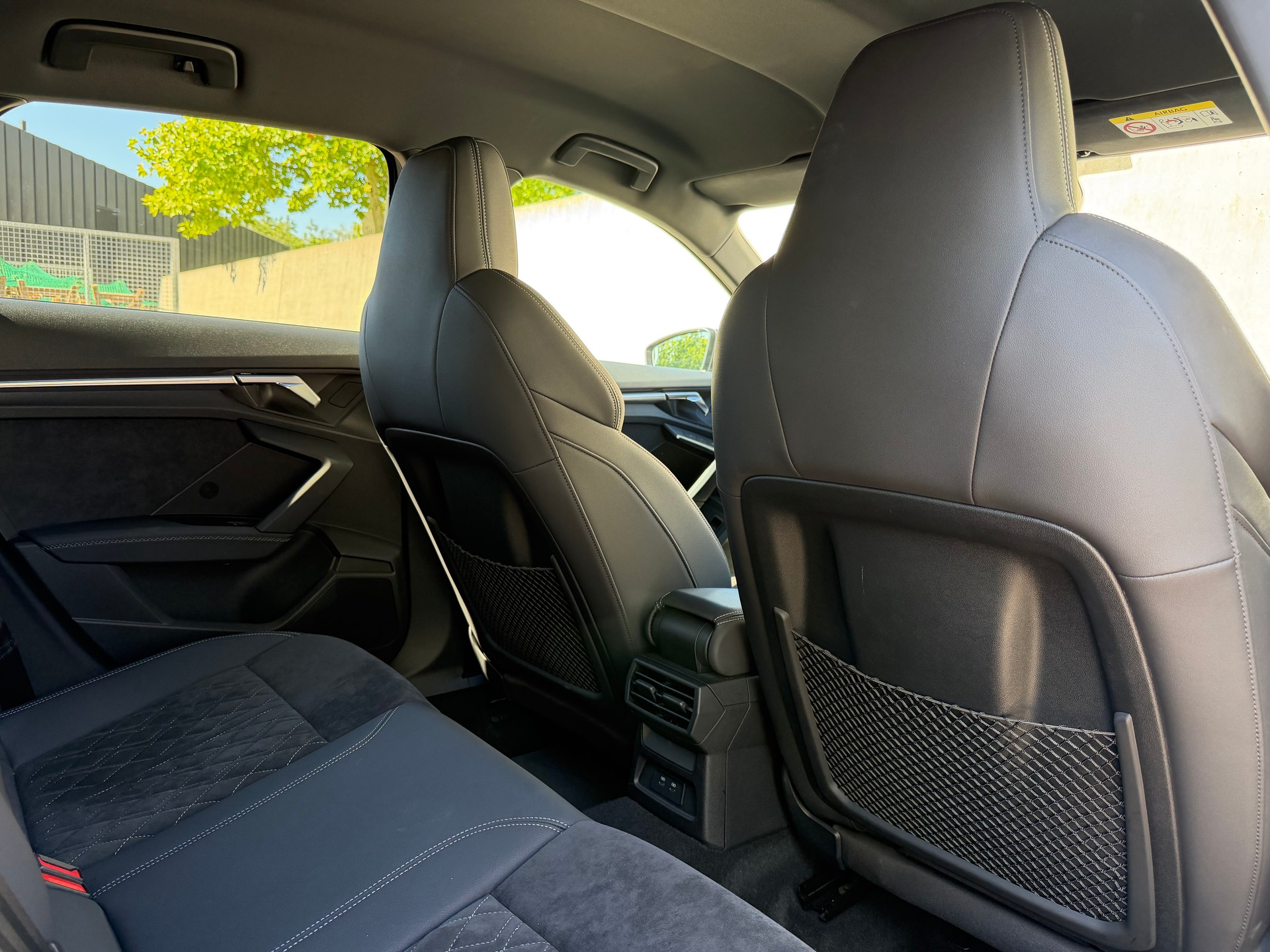 AUDI A3 Sportback 35 TFSI S line Attraction S-tronic-image-10