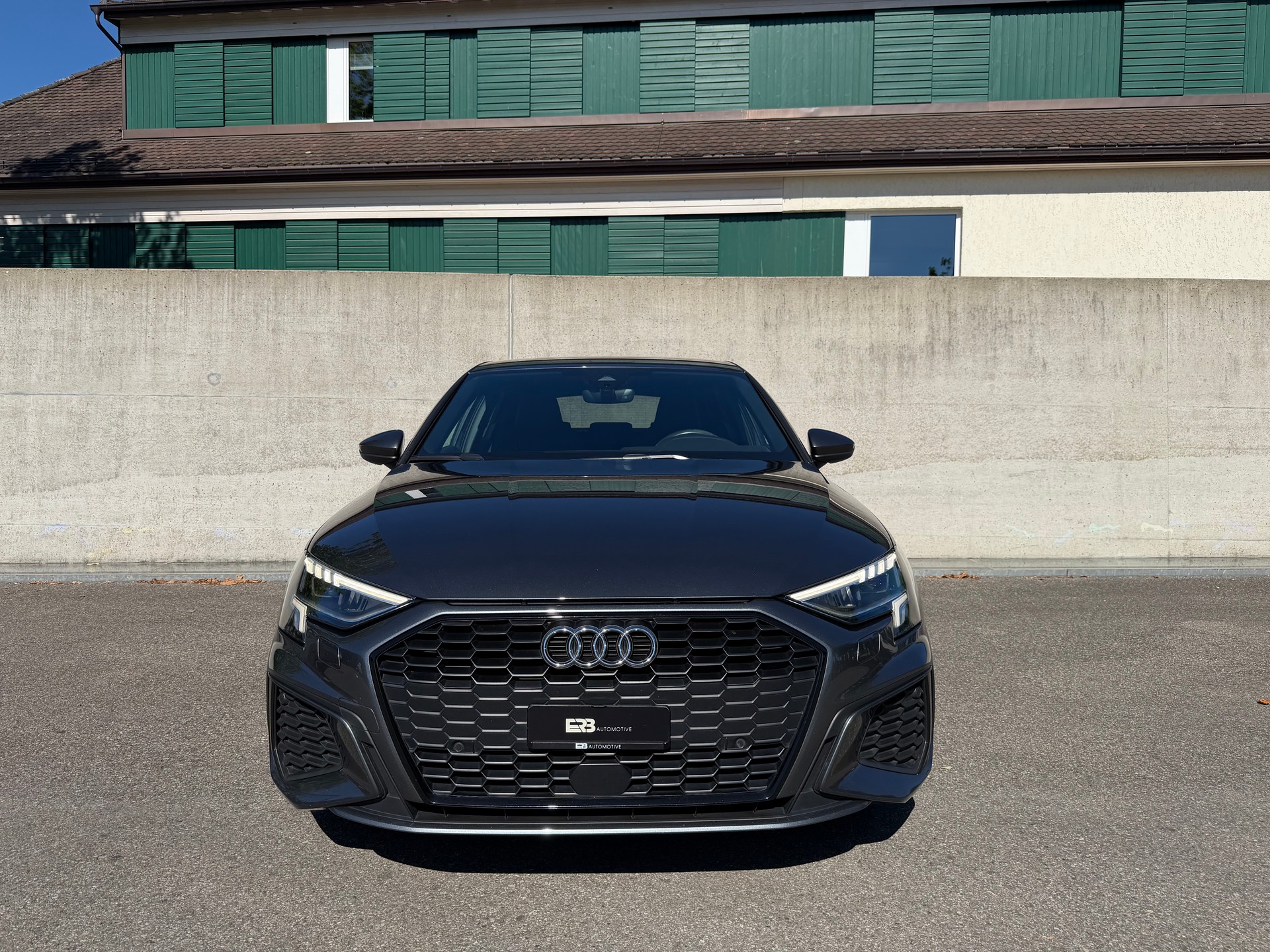 AUDI A3 Sportback 35 TFSI S line Attraction S-tronic-image-2