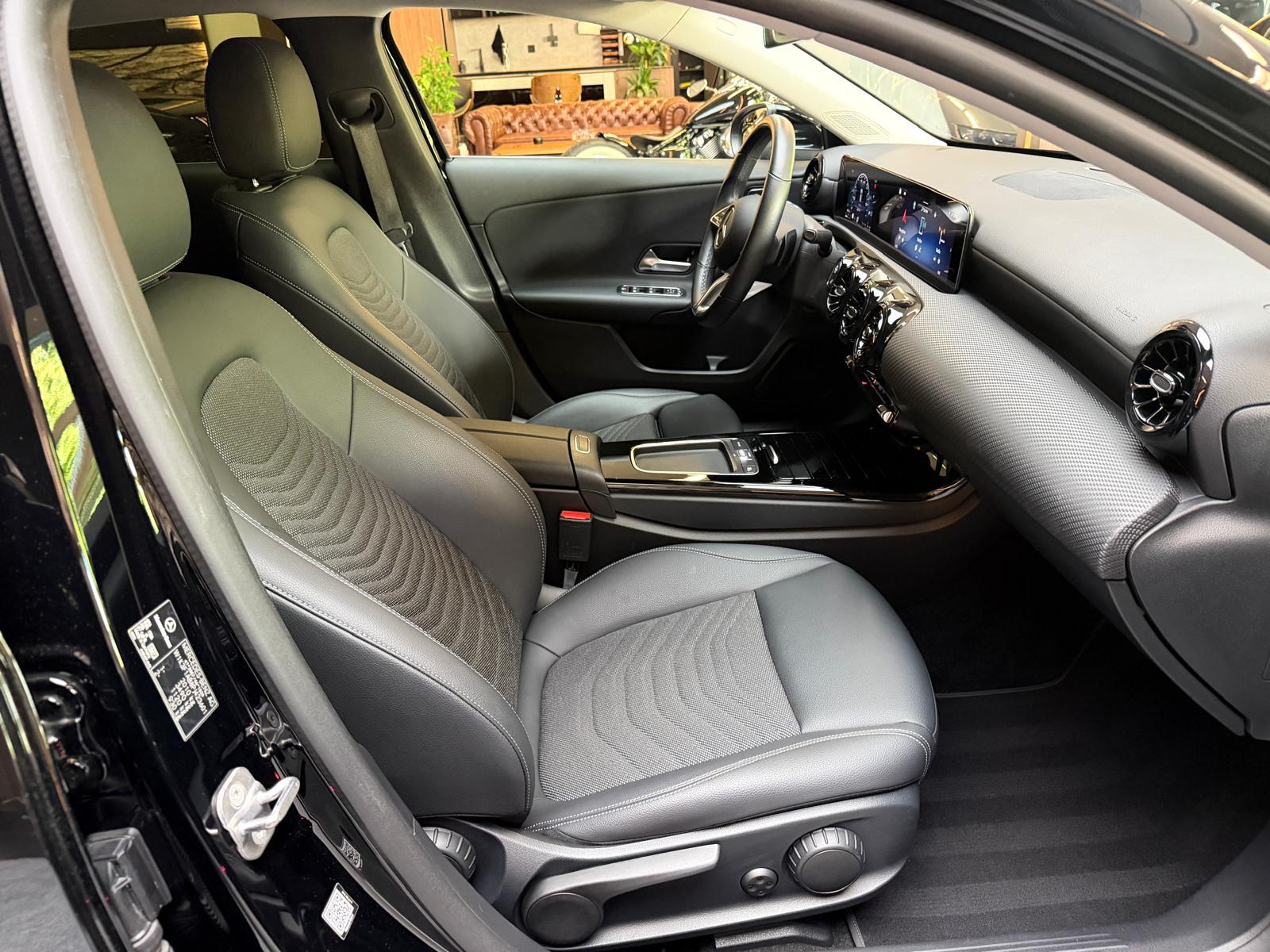MERCEDES-BENZ A 180 d Night Star-image-15