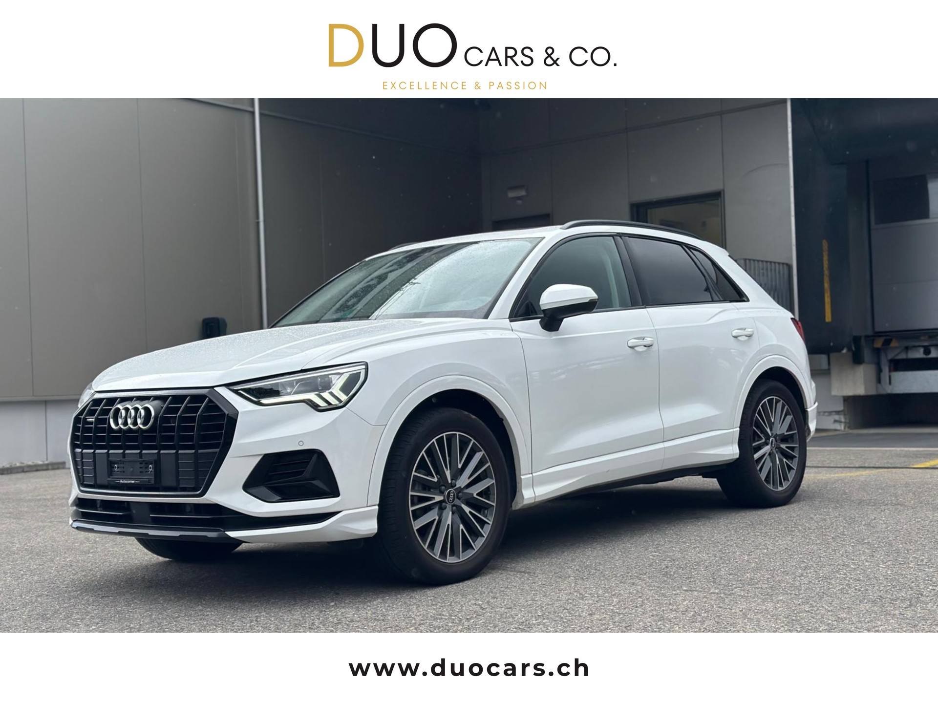 AUDI Q3 40 TFSI S line quattro S-tronic-image-0