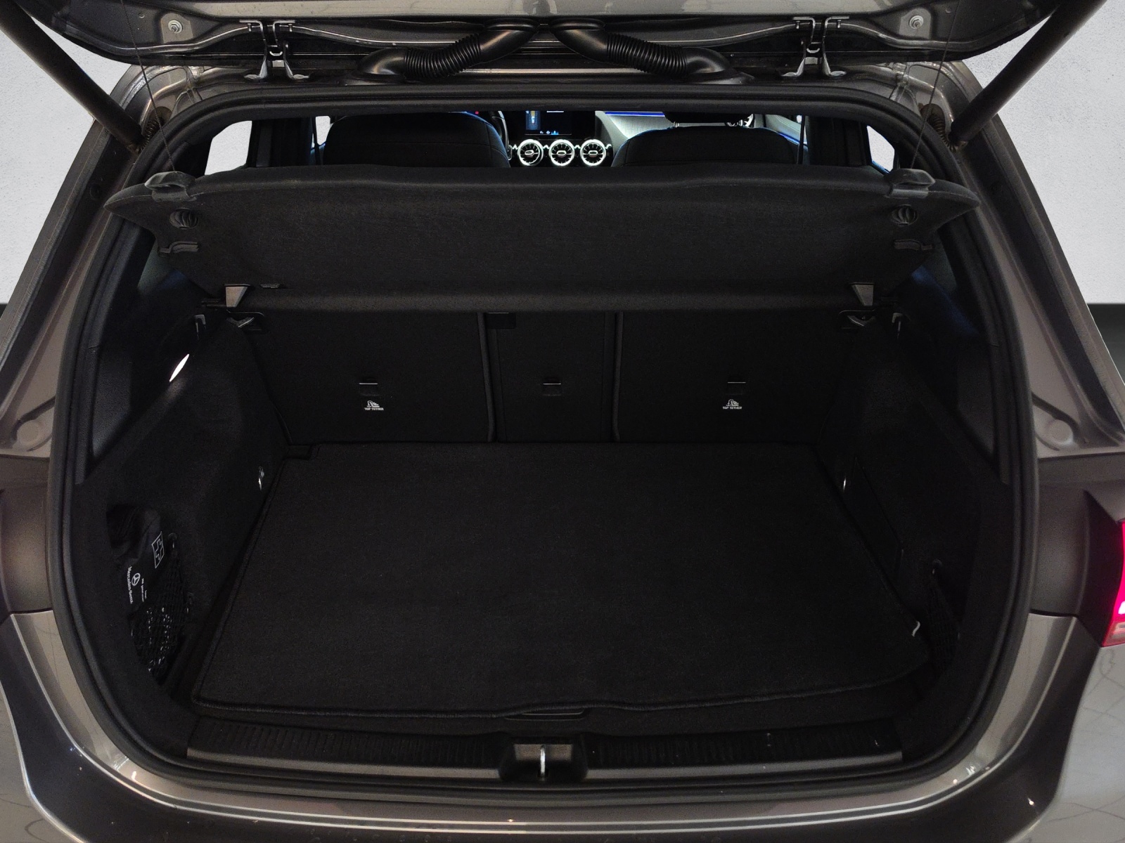 MERCEDES-BENZ B 200 Night Star-image-15