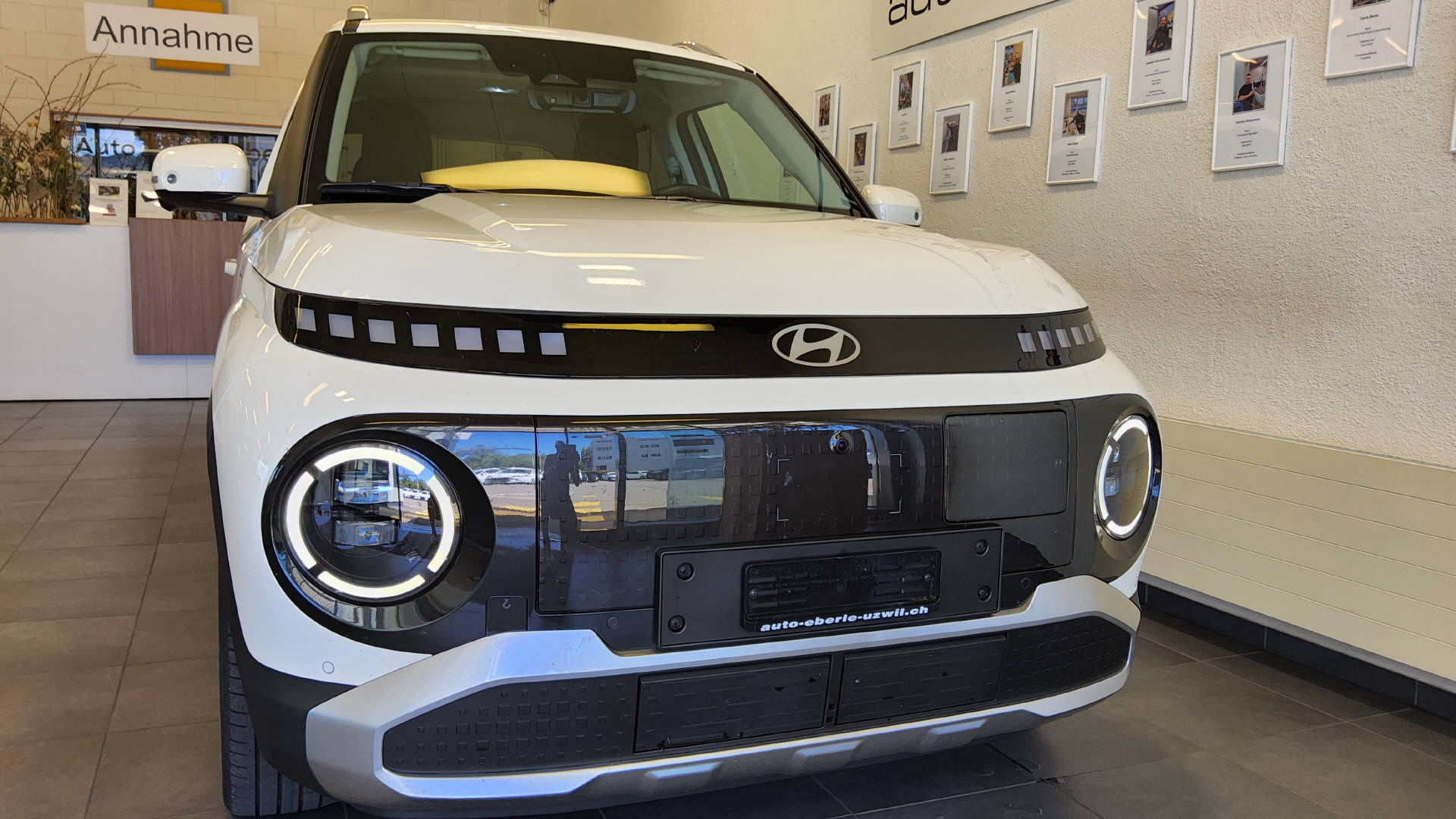 HYUNDAI Inster 49 kWh Electric Vertex-image-6