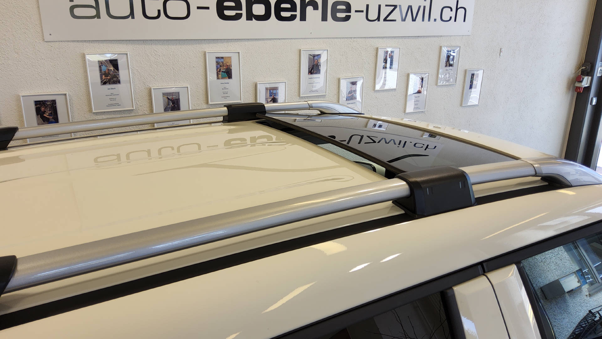 HYUNDAI Inster 49 kWh Electric Vertex-image-25