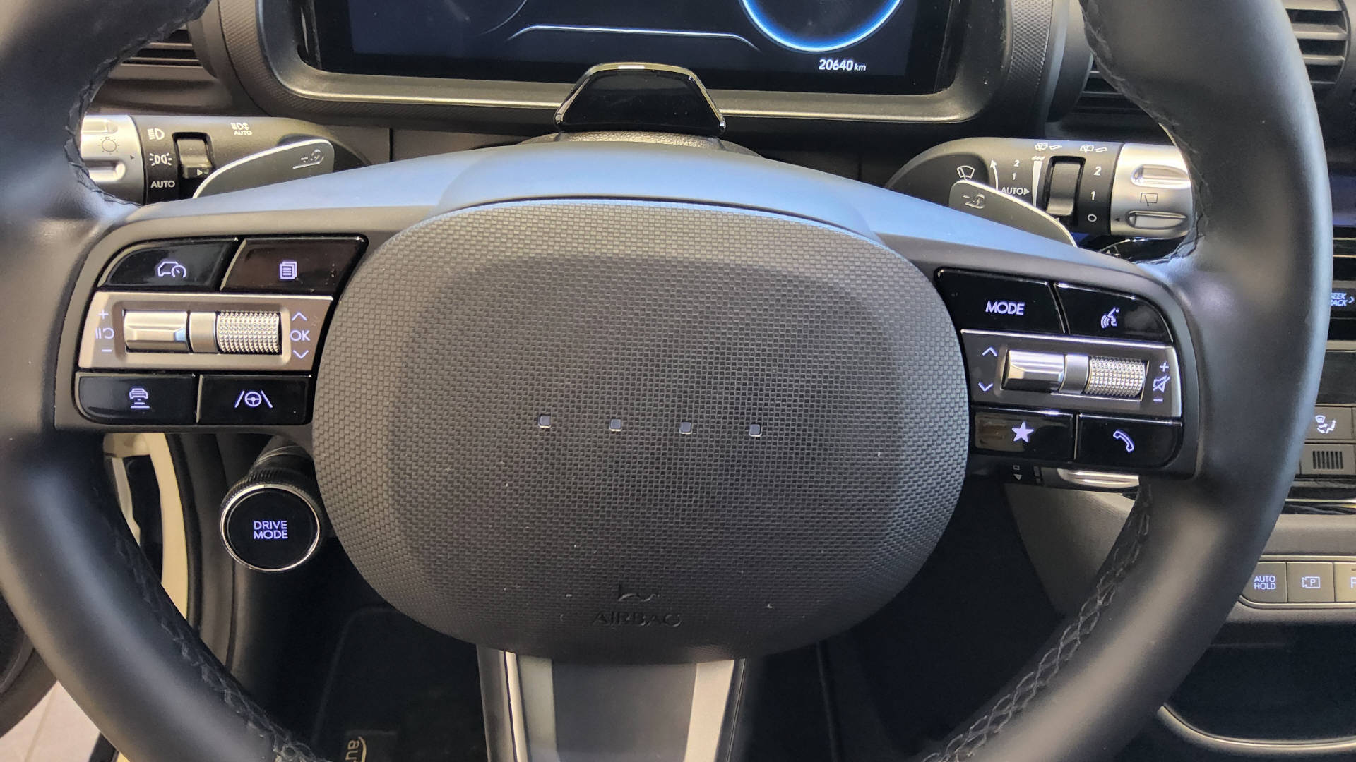 HYUNDAI Inster 49 kWh Electric Vertex-image-17