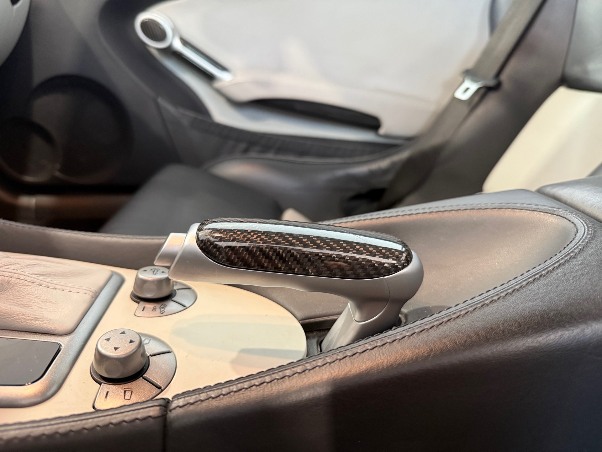 MERCEDES-BENZ SLK 55 AMG-image-14