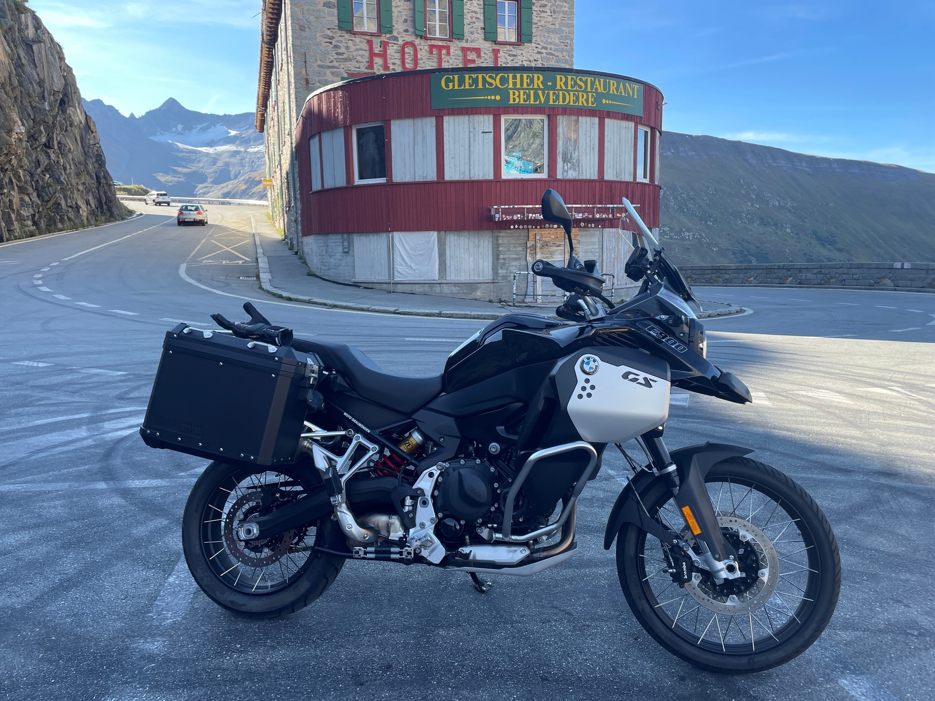 BMW F 900 GS Adventure-image-1