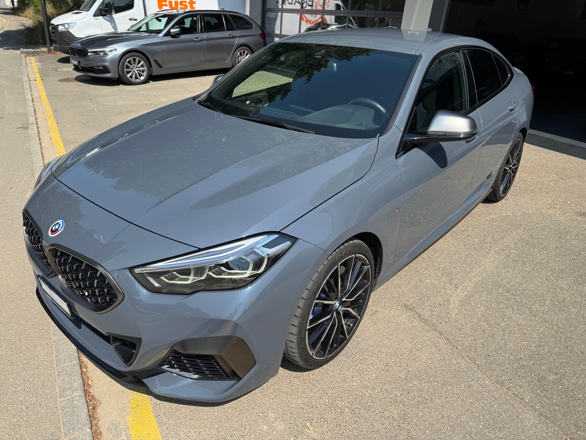 BMW M235i Gran Coupé xDrive Steptronic-image-2