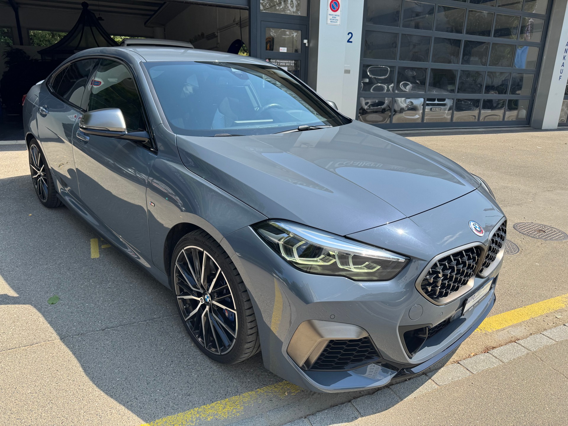 BMW M235i Gran Coupé xDrive Steptronic-image-0