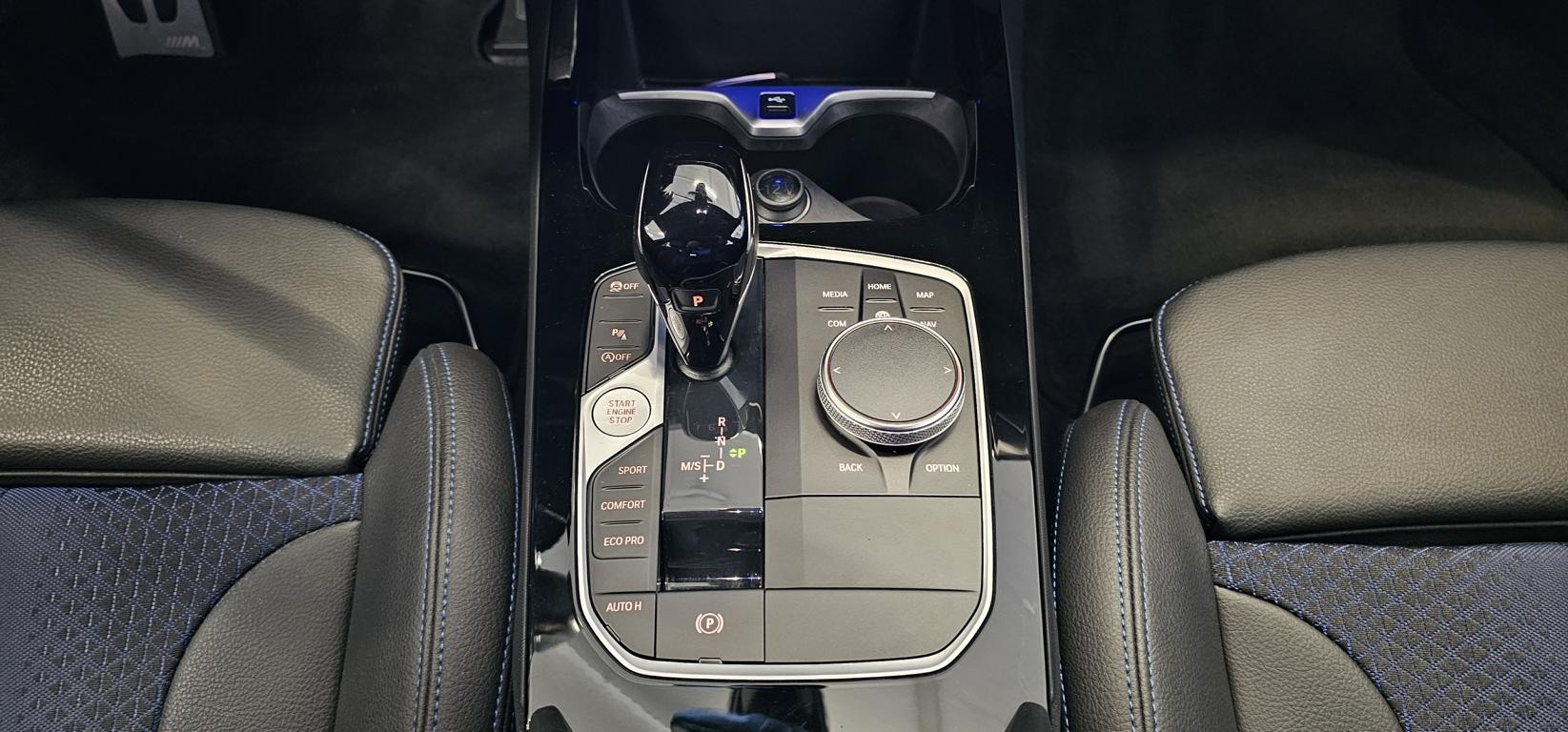 BMW 120i M Sport Steptronic-image-21