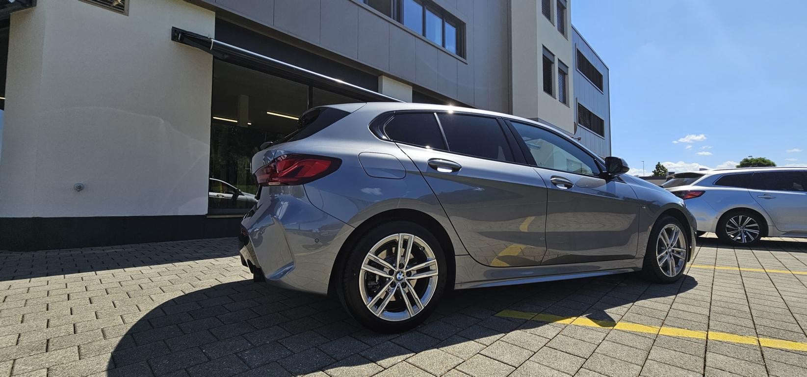 BMW 120i M Sport Steptronic-image-9