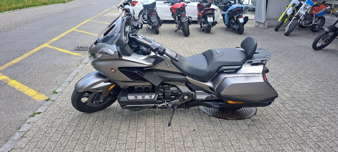 HONDA GL 1800 B Goldwing-image-2