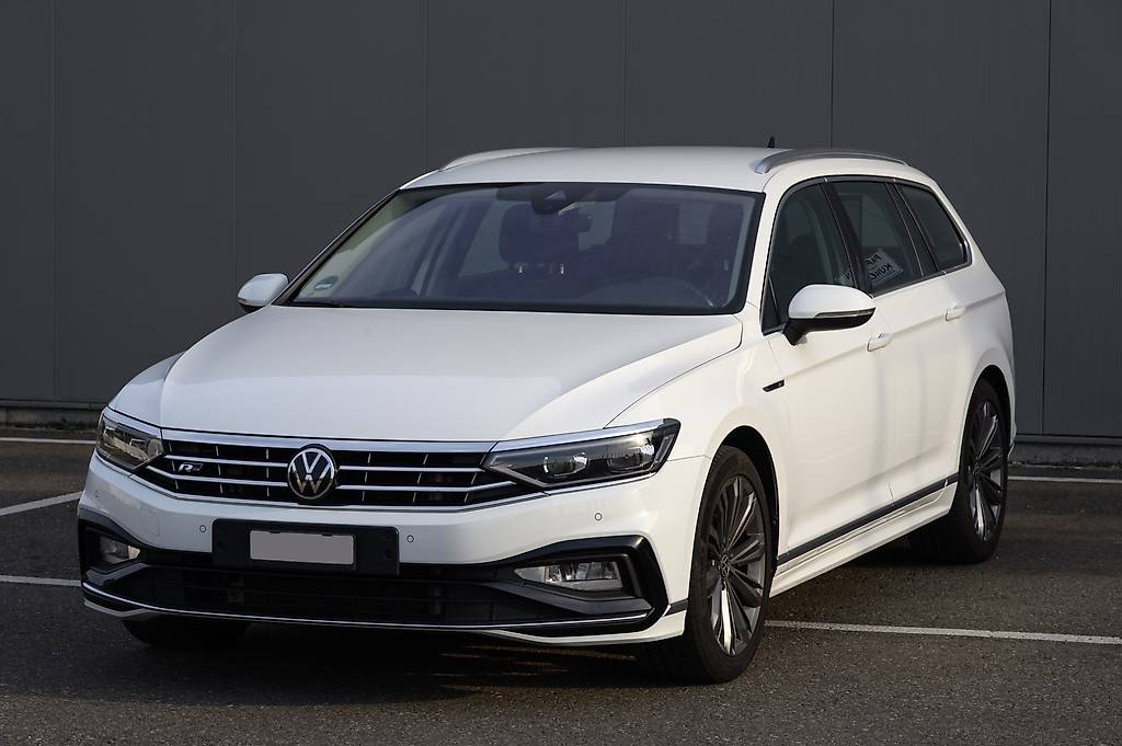 VW PASSAT-image-3