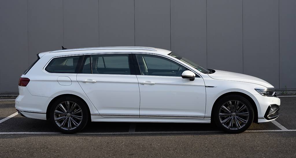 VW PASSAT-image-1