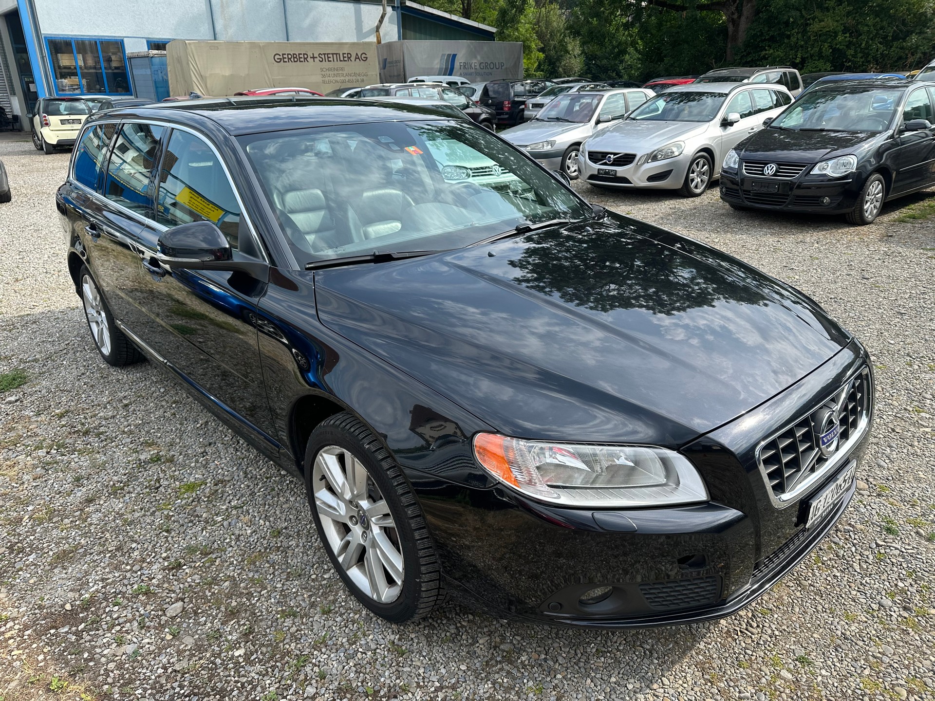 VOLVO V70 D5 AWD Momentum Geartronic-image-4