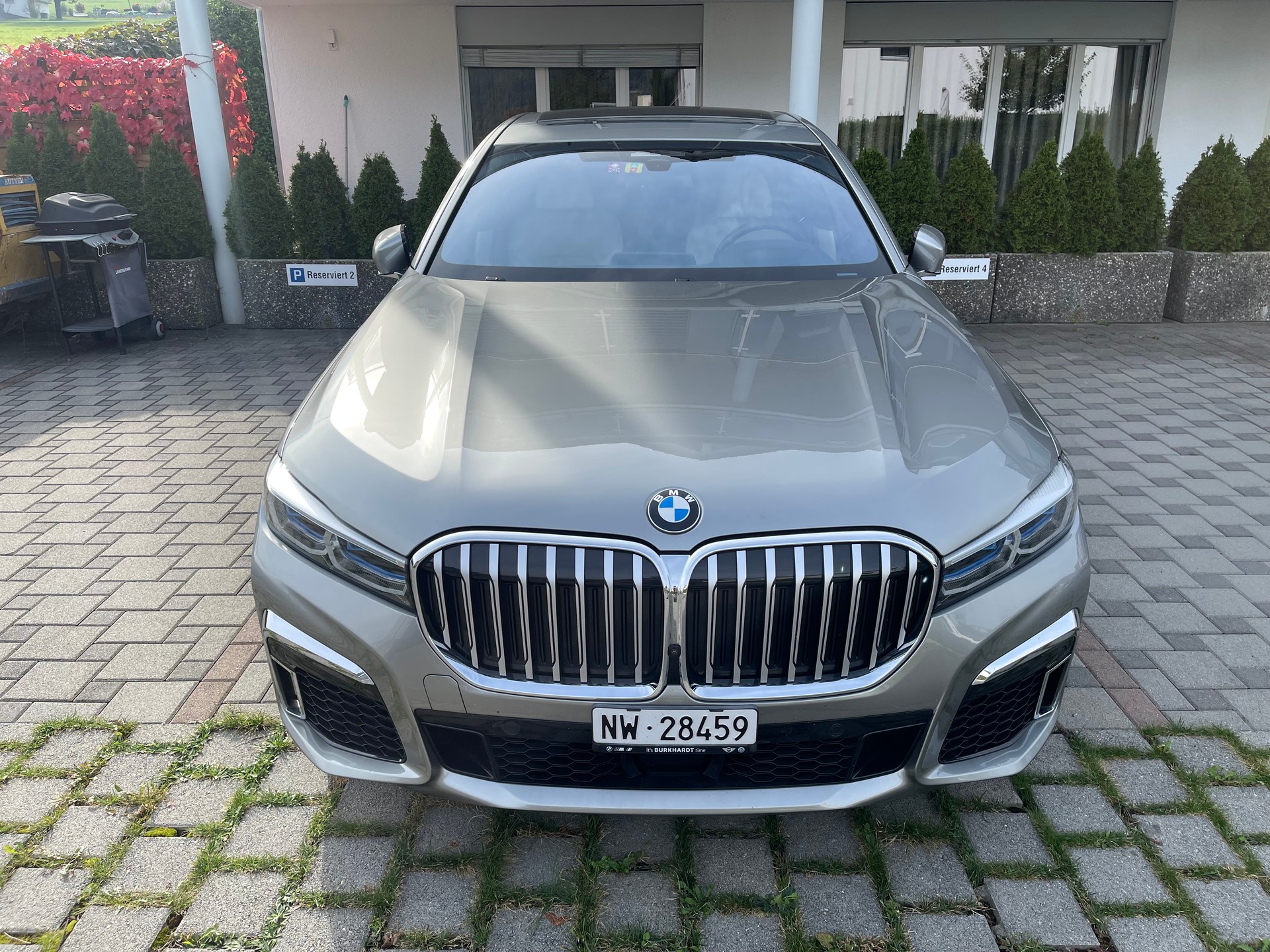 BMW 730Ld xDrive-image-1
