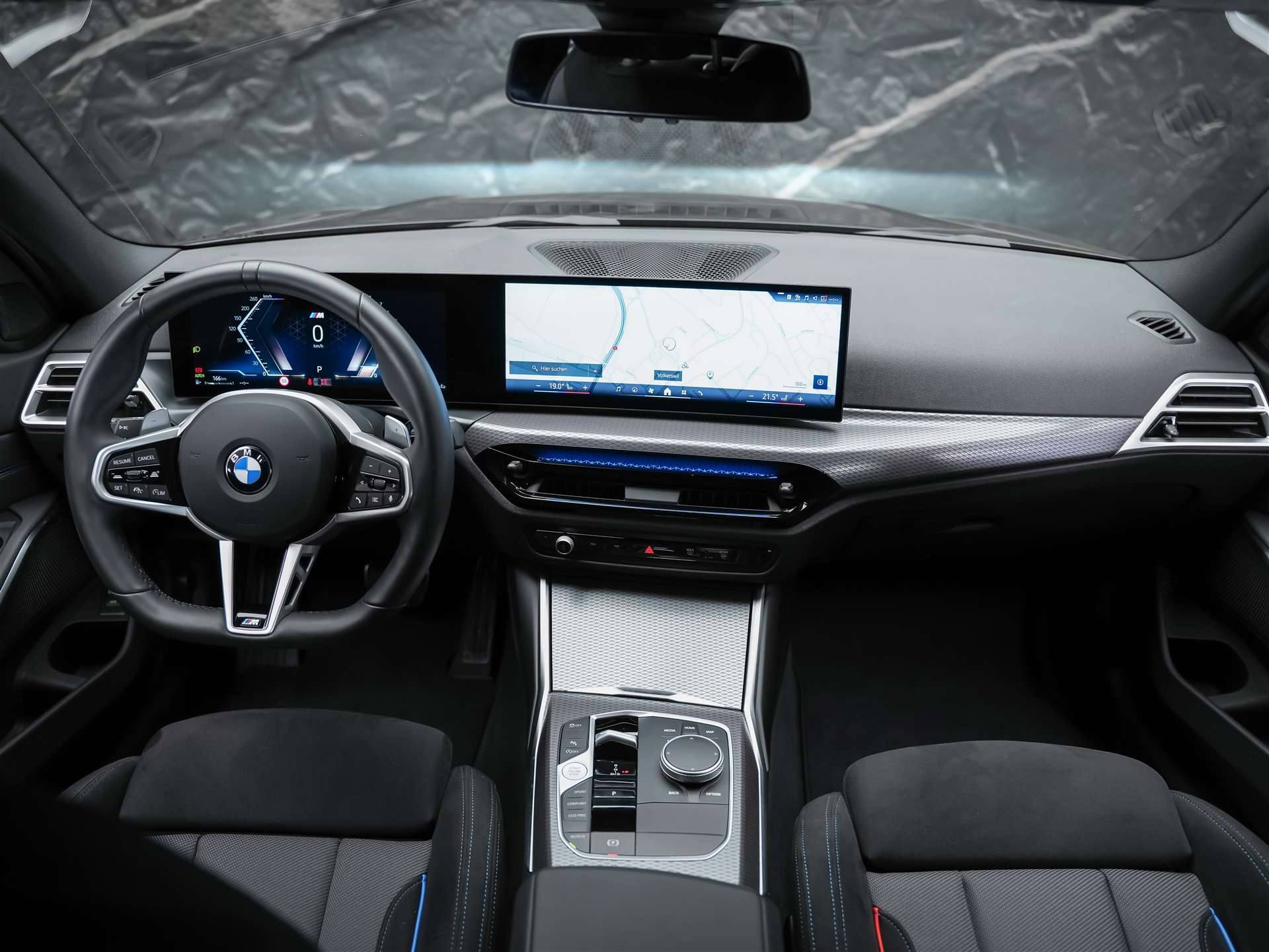 BMW 330i Touring xDrive Steptronic M Sport *Werksgarantie*Abstandsregler*Rückfahrkamera*-image-18