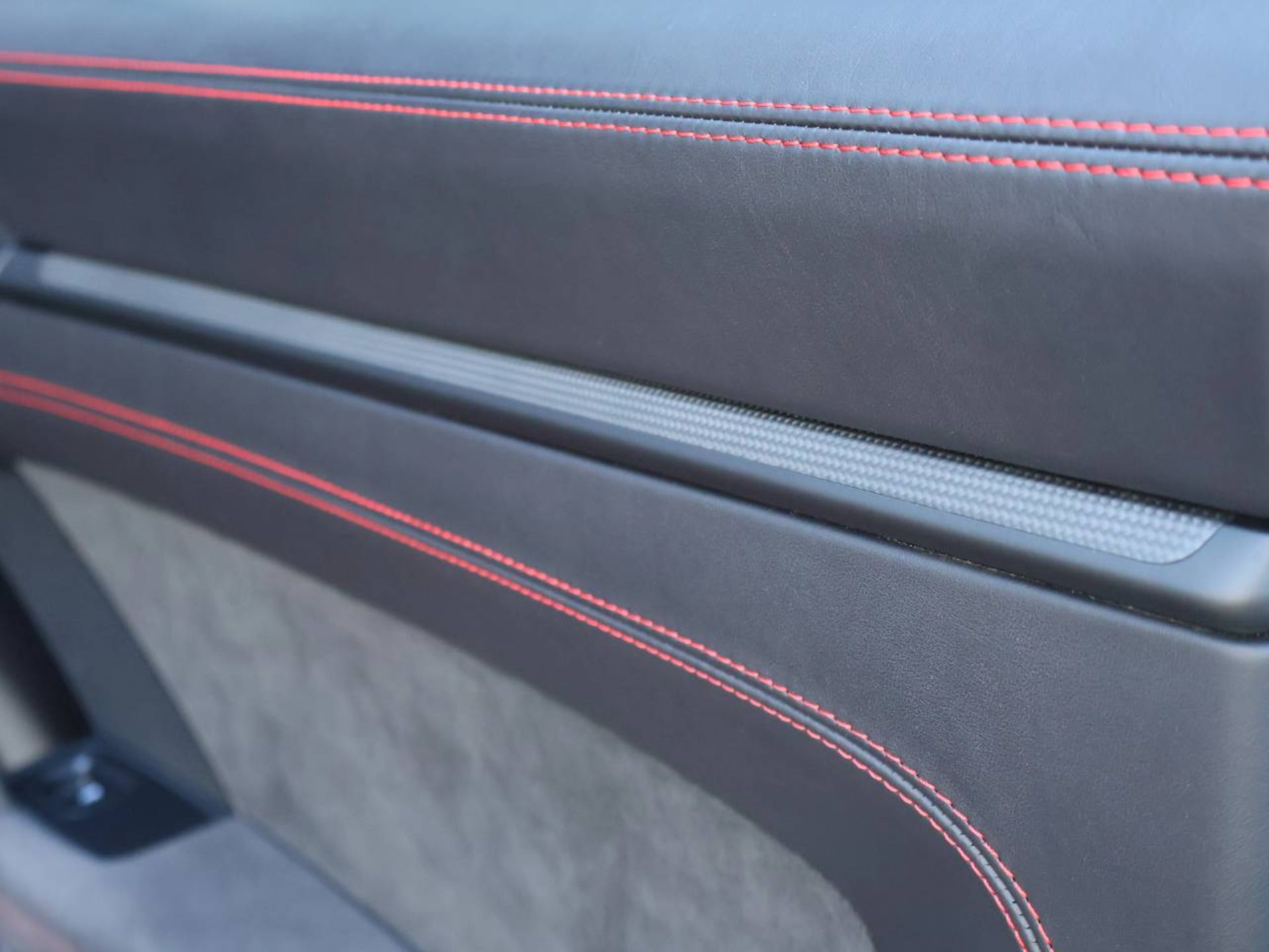 PORSCHE 911 Carrera GTS Cabriolet-image-25
