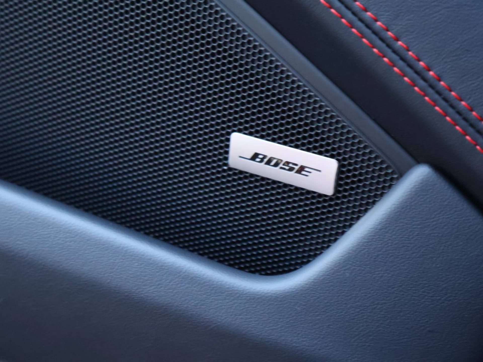 PORSCHE 911 Carrera GTS Cabriolet-image-24
