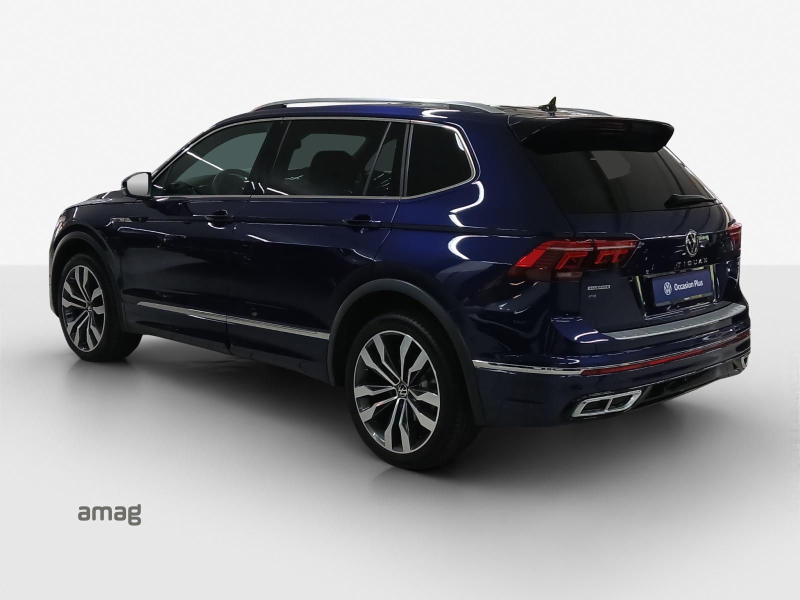 VW Tiguan Allspace 2.0TSI R-Line 4Motion DSG-image-2
