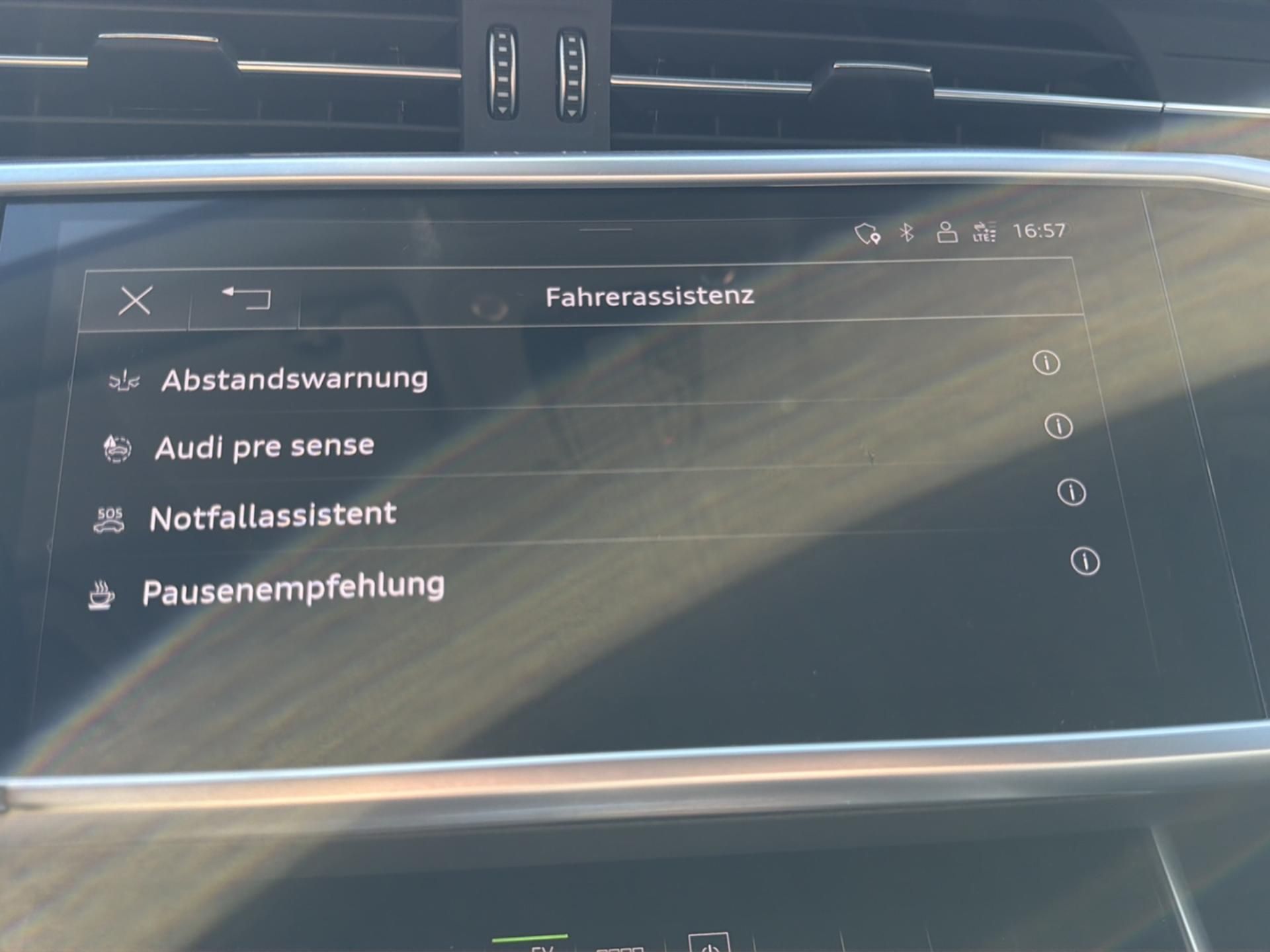 AUDI A6 Avant 55 TFSI e PHEV quattro sport S-tronic-image-11