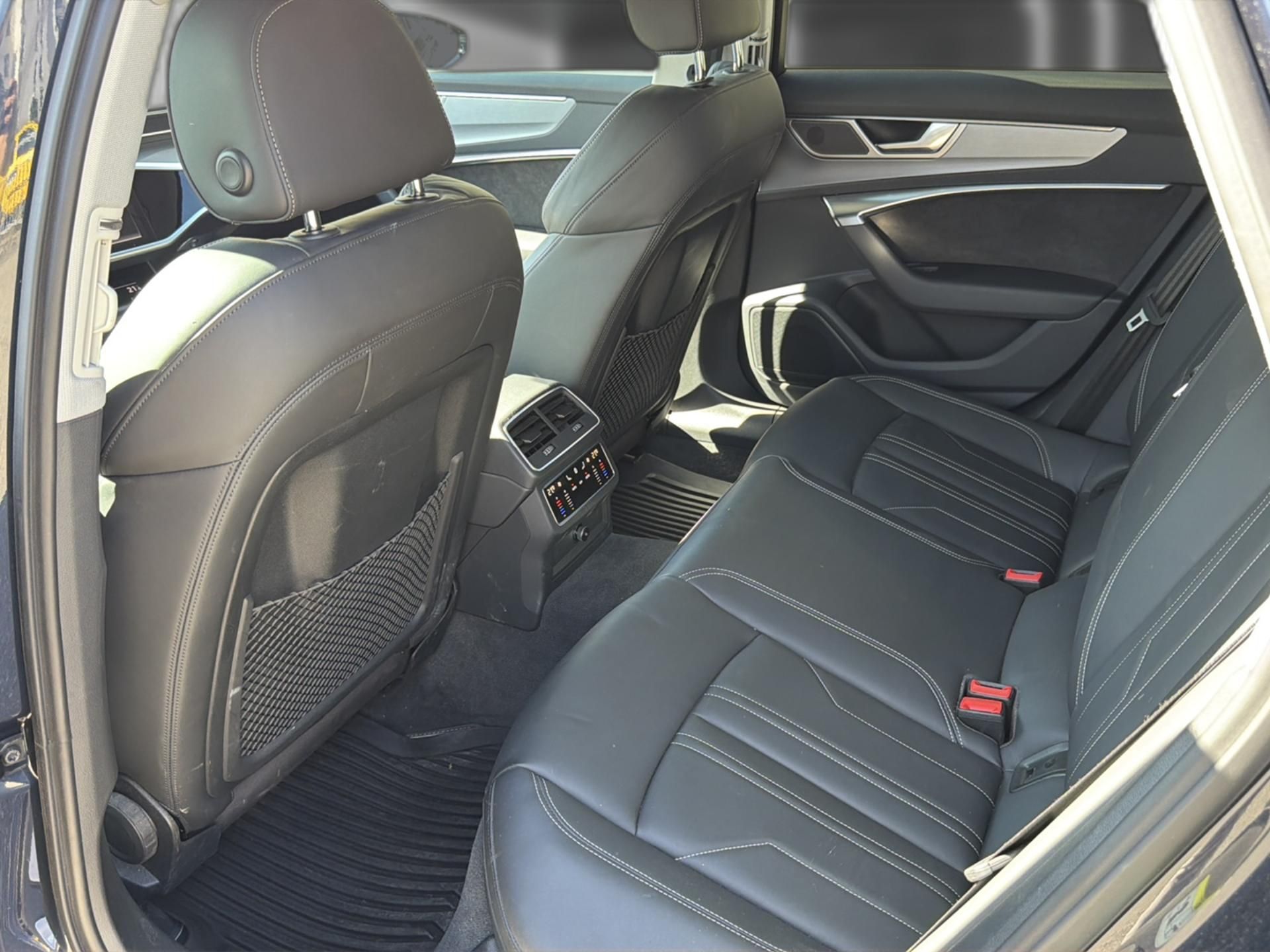 AUDI A6 Avant 55 TFSI e PHEV quattro sport S-tronic-image-12