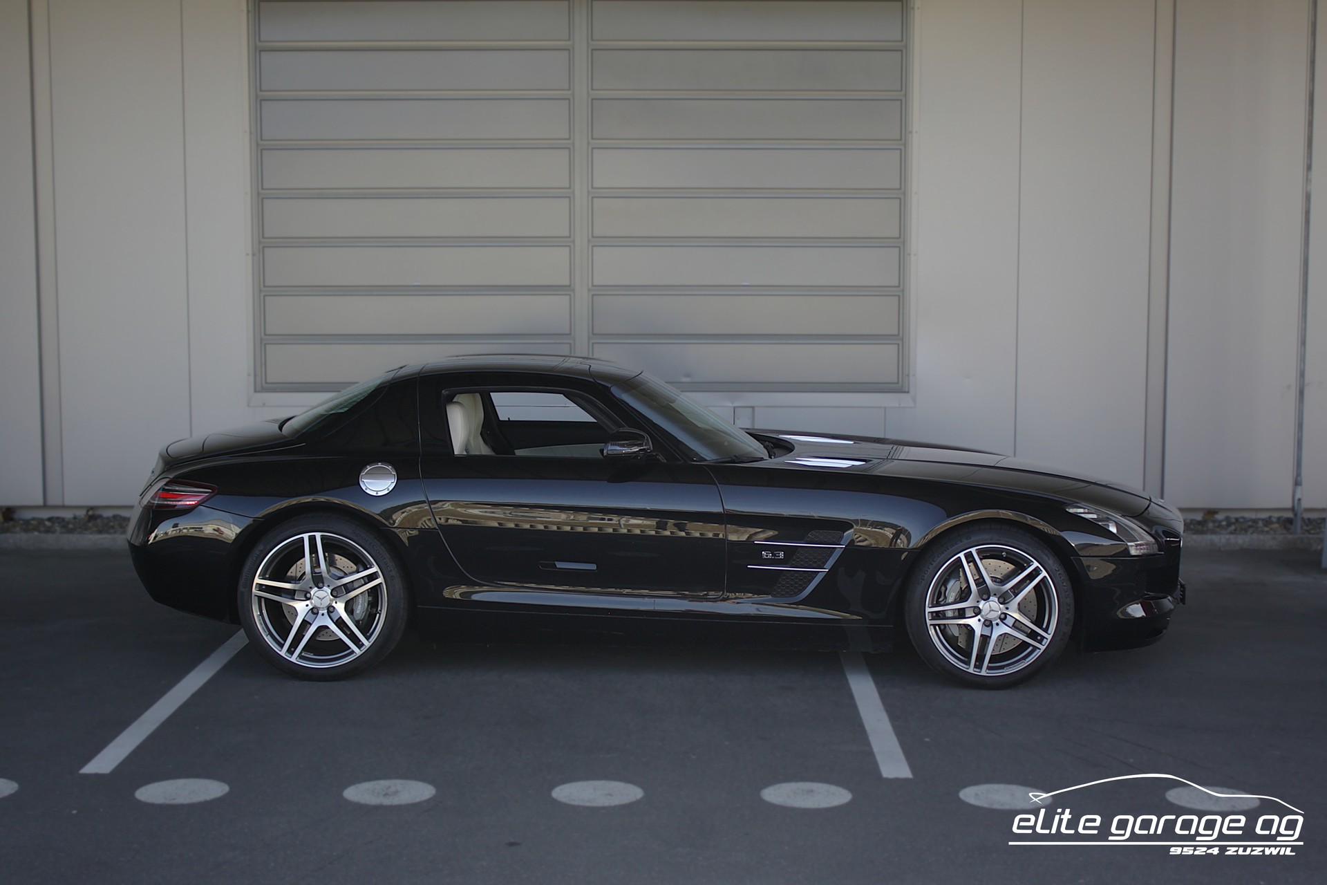 MERCEDES-BENZ SLS 63 AMG Speedshift-image-5