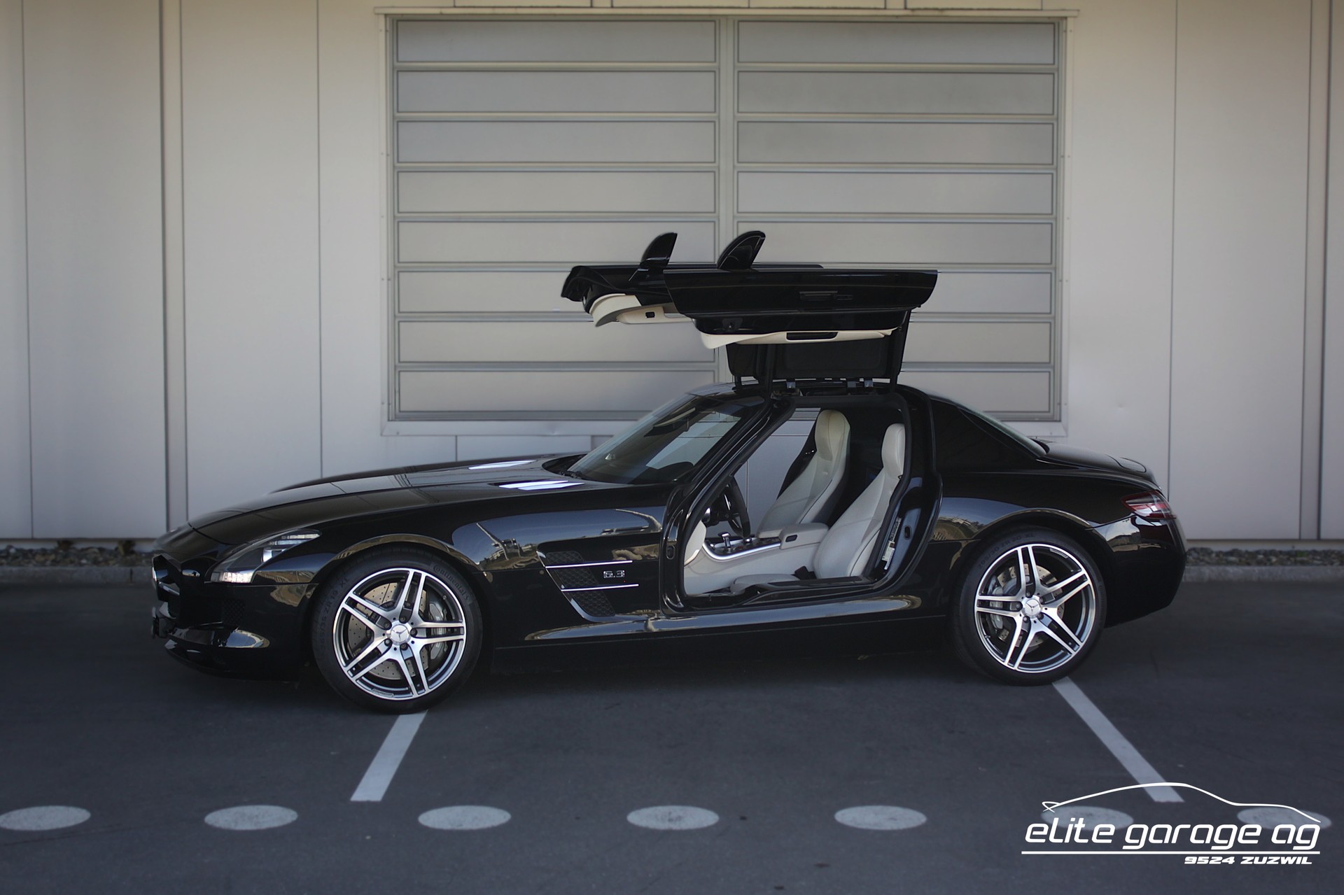 MERCEDES-BENZ SLS 63 AMG Speedshift