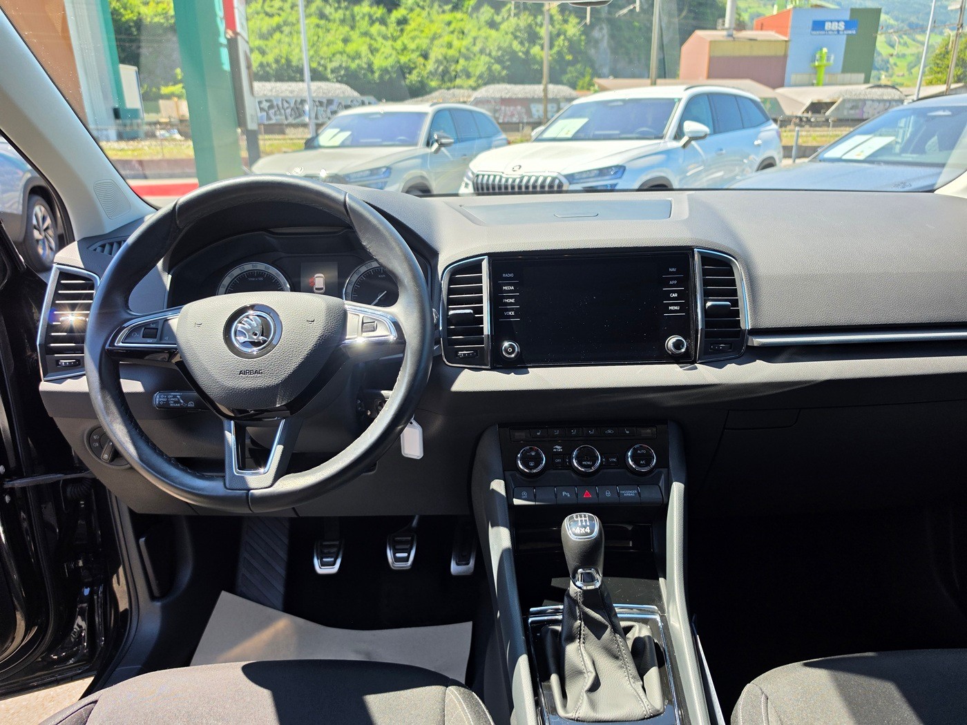 SKODA Karoq 2.0 TDI CR Ambition 4x4-image-7