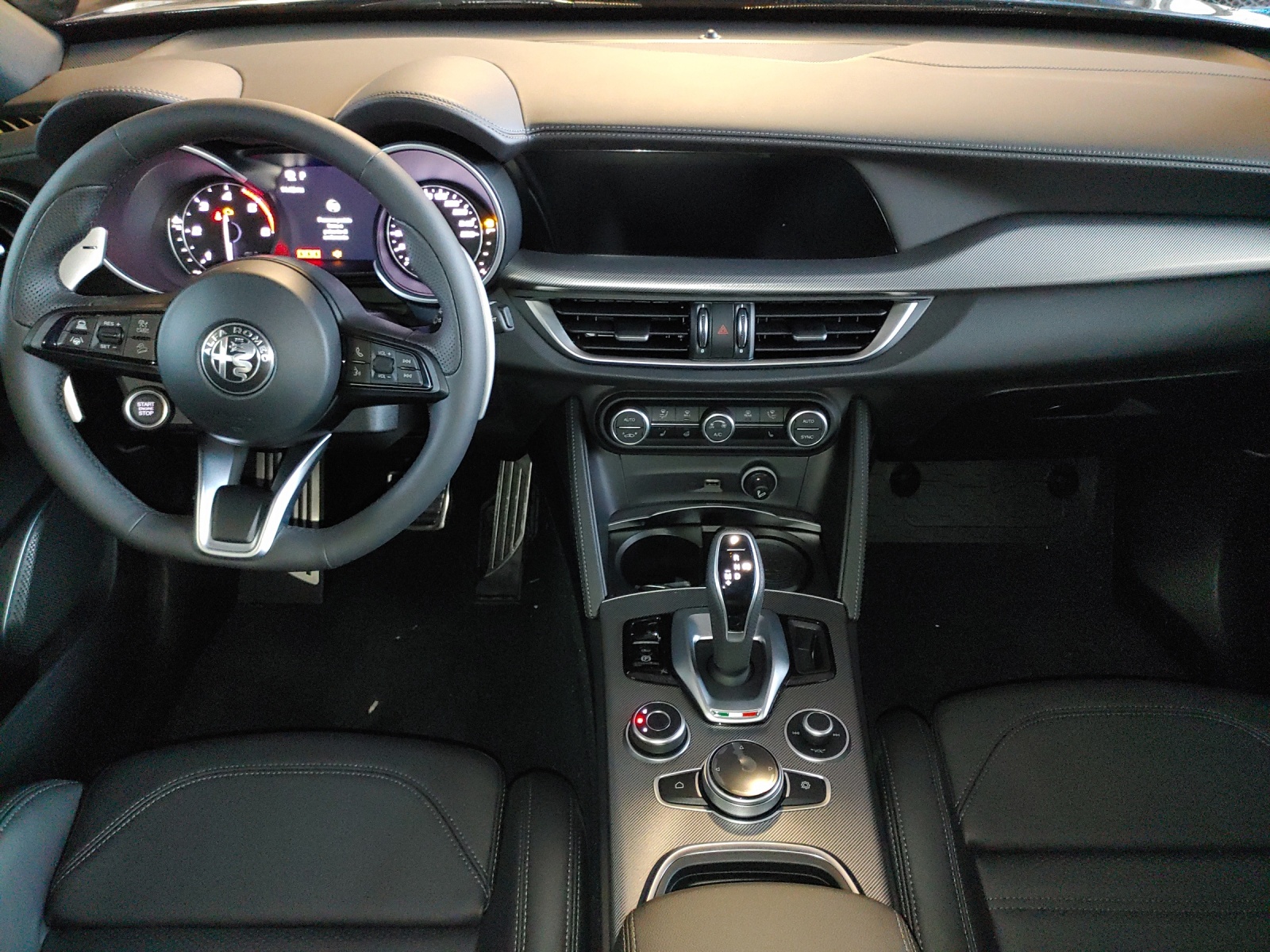 ALFA ROMEO Stelvio 2.2JTDM Veloce Q4Automatic-image-10