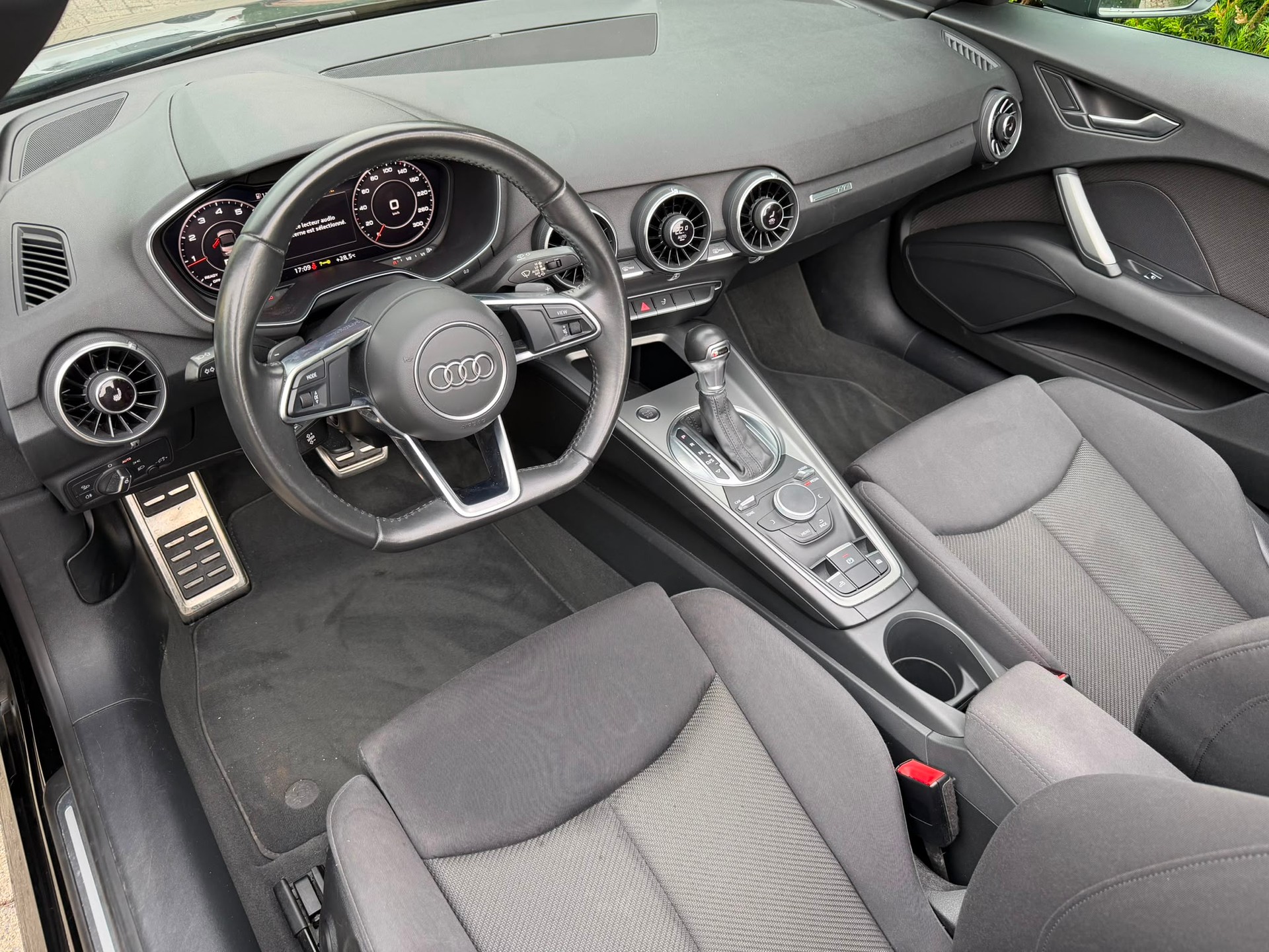 AUDI TT Roadster 1.8 TFSI S-tronic-image-9