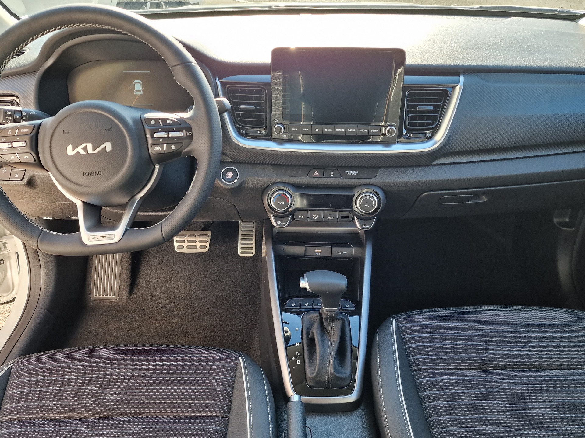KIA Stonic 1.0 T-GDI GT-Line DCT-image-6