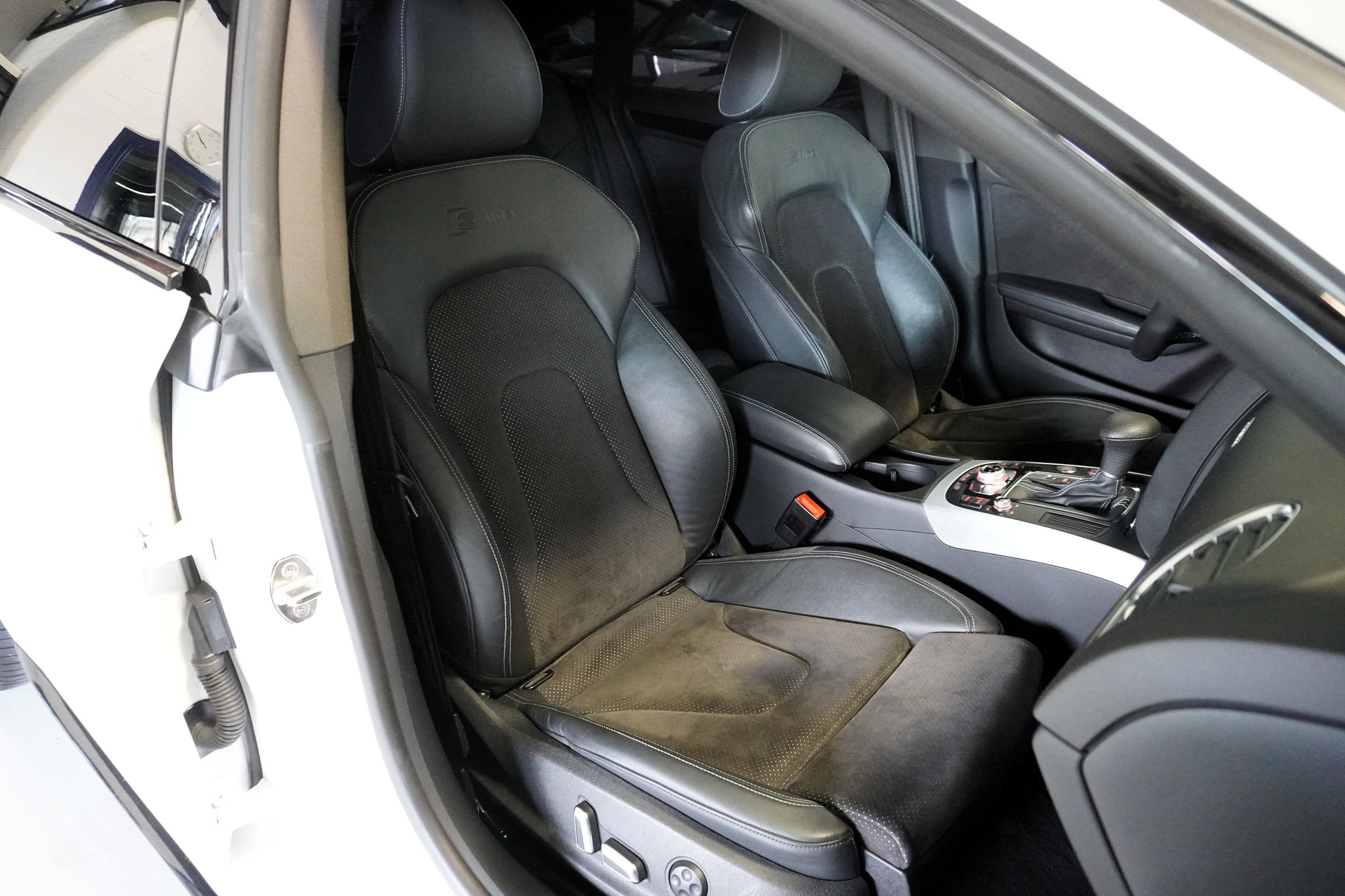 AUDI A5 Sportback 3.0 TDI clean diesel quattro S-tronic // La Chanti Wheels 20'' //-image-11