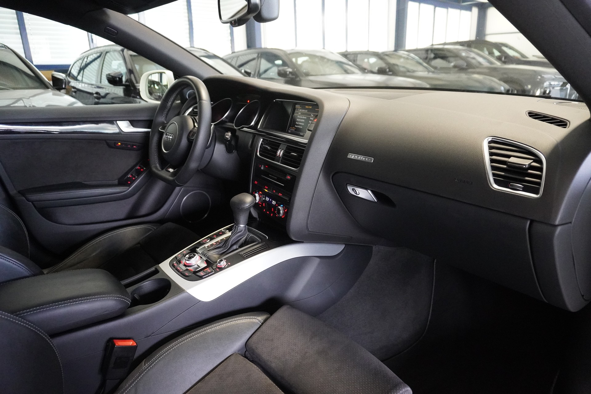 AUDI A5 Sportback 3.0 TDI clean diesel quattro S-tronic // La Chanti Wheels 20'' //-image-10