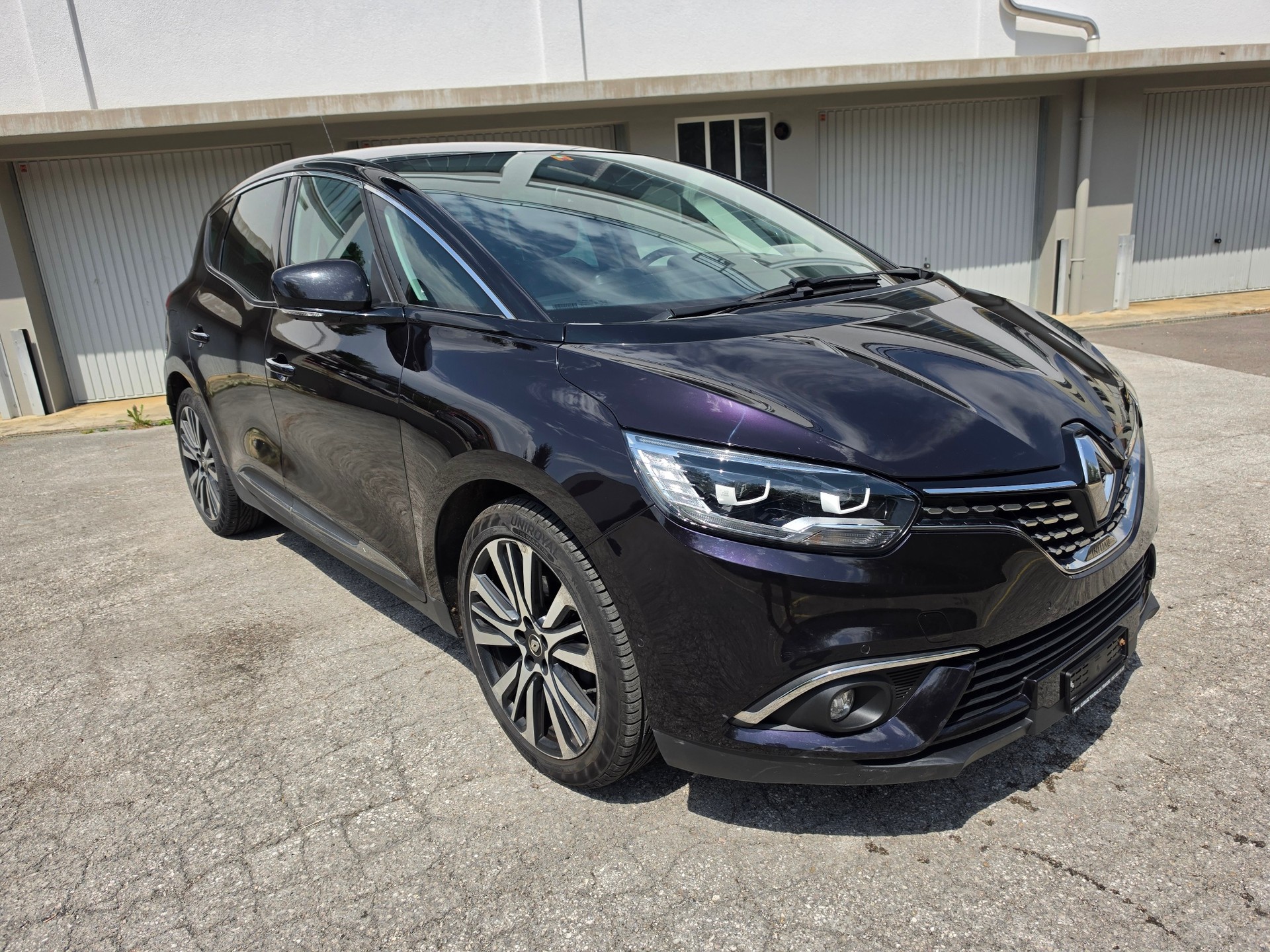 RENAULT Scénic 1.3 16V Turbo Initiale Paris EDC-image-2