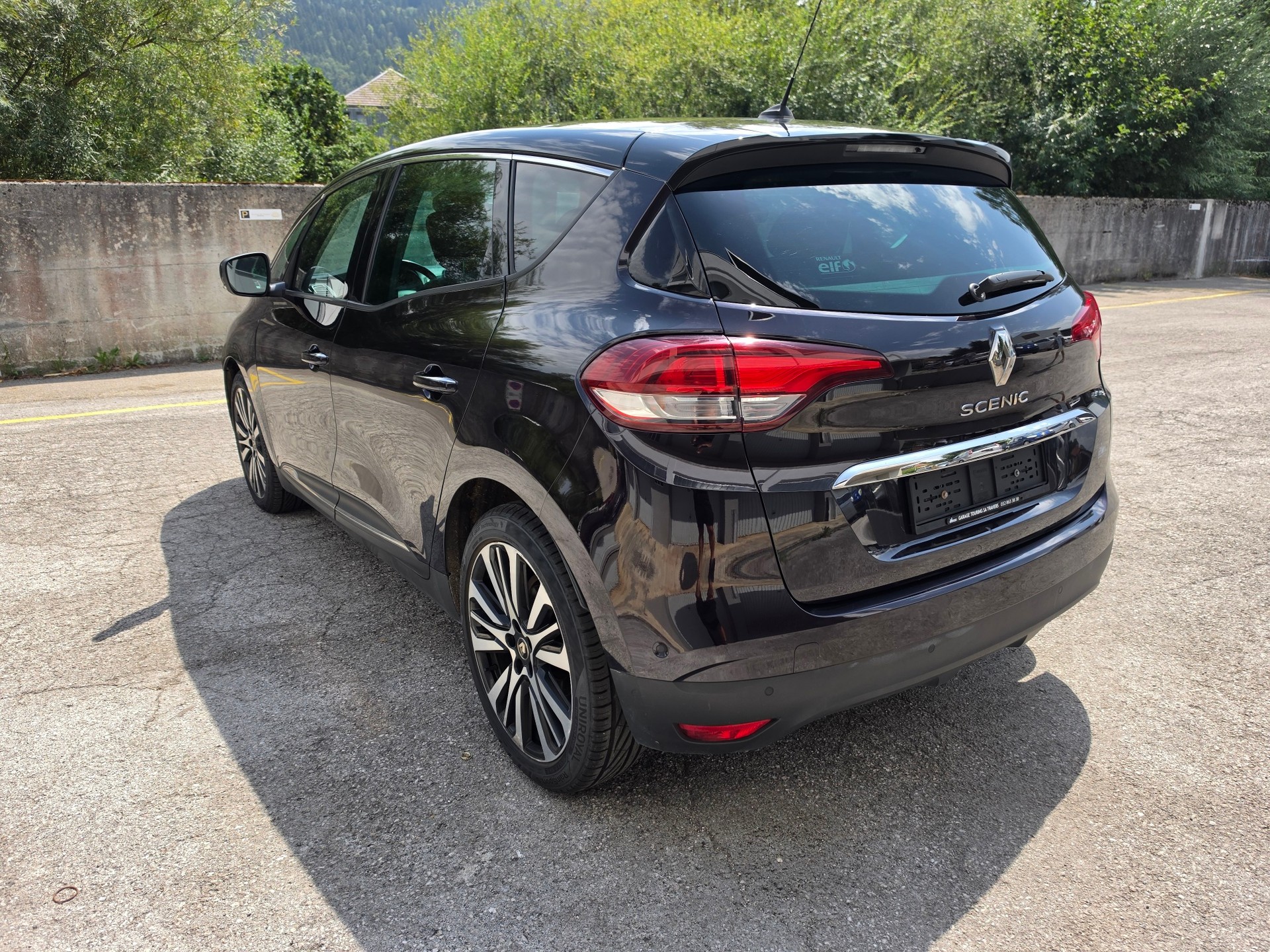 RENAULT Scénic 1.3 16V Turbo Initiale Paris EDC-image-5