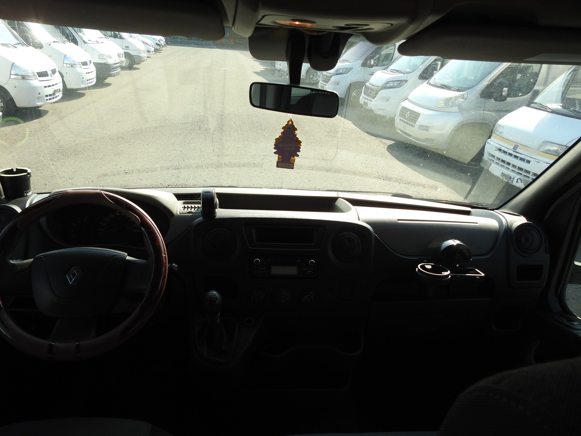 RENAULT T29 dCi100-image-15