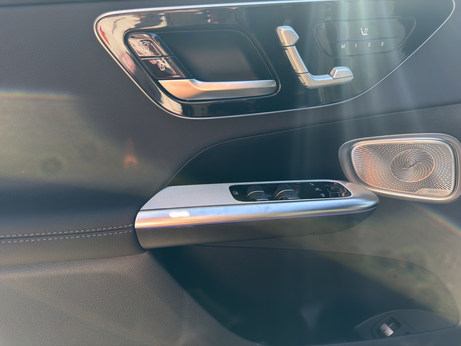 MERCEDES-BENZ GLC 400 e 4Matic EQ Star 9G-Tronic-image-7