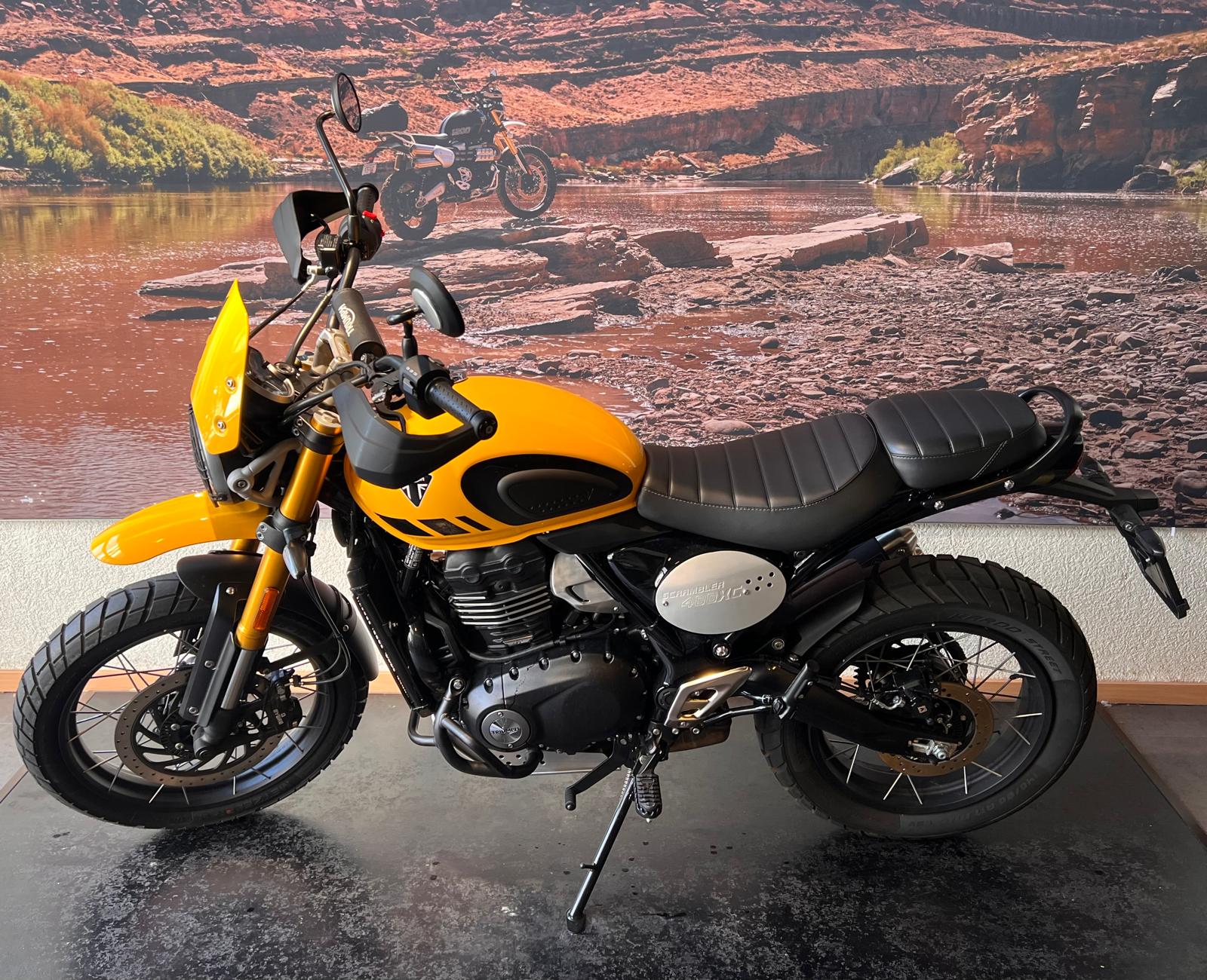 TRIUMPH Scrambler 400 X-showroom-element-3