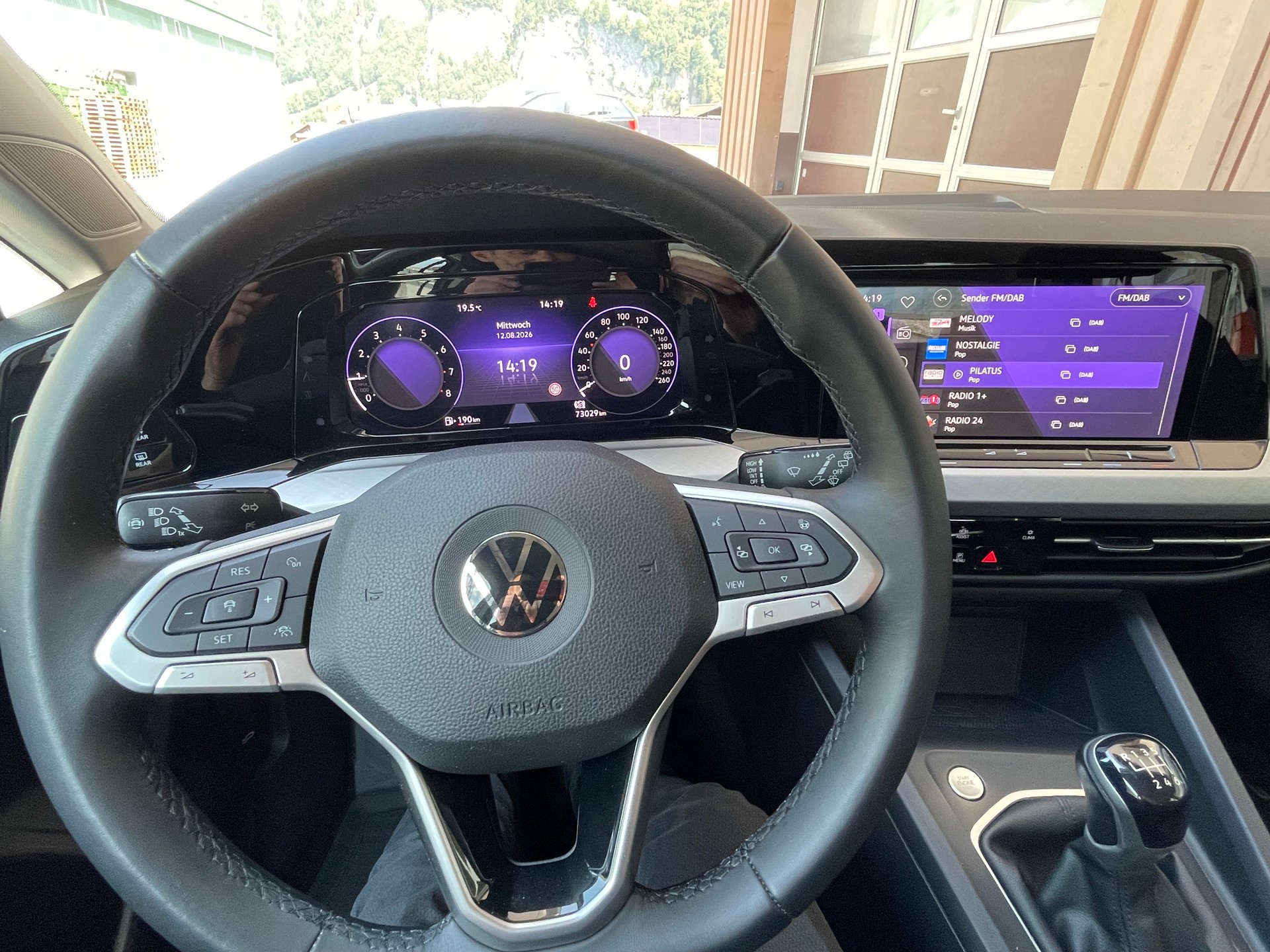 VW Golf 1.5 TSI ACT Life-image-10