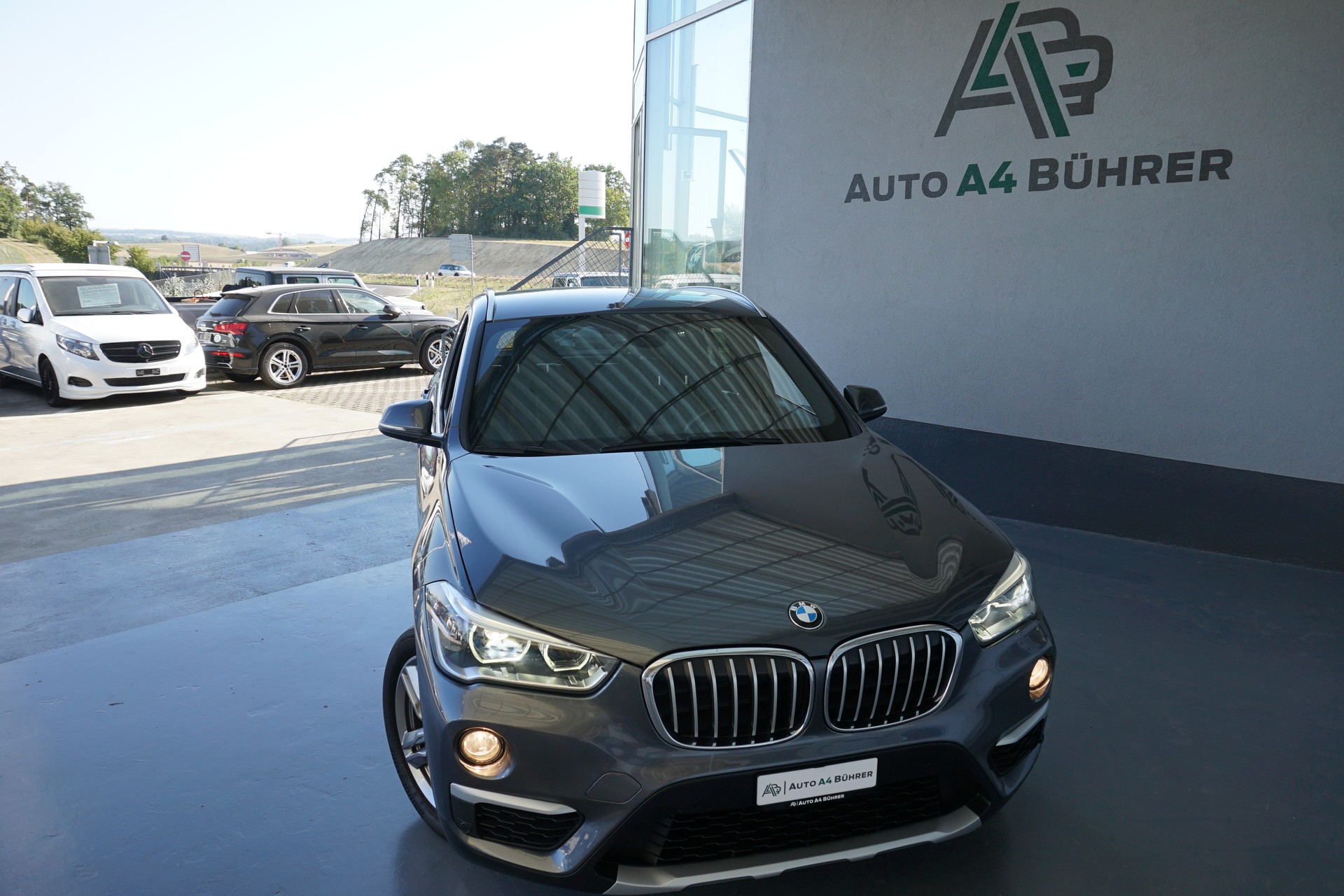 BMW X1 xDrive 20d xLine-image-1