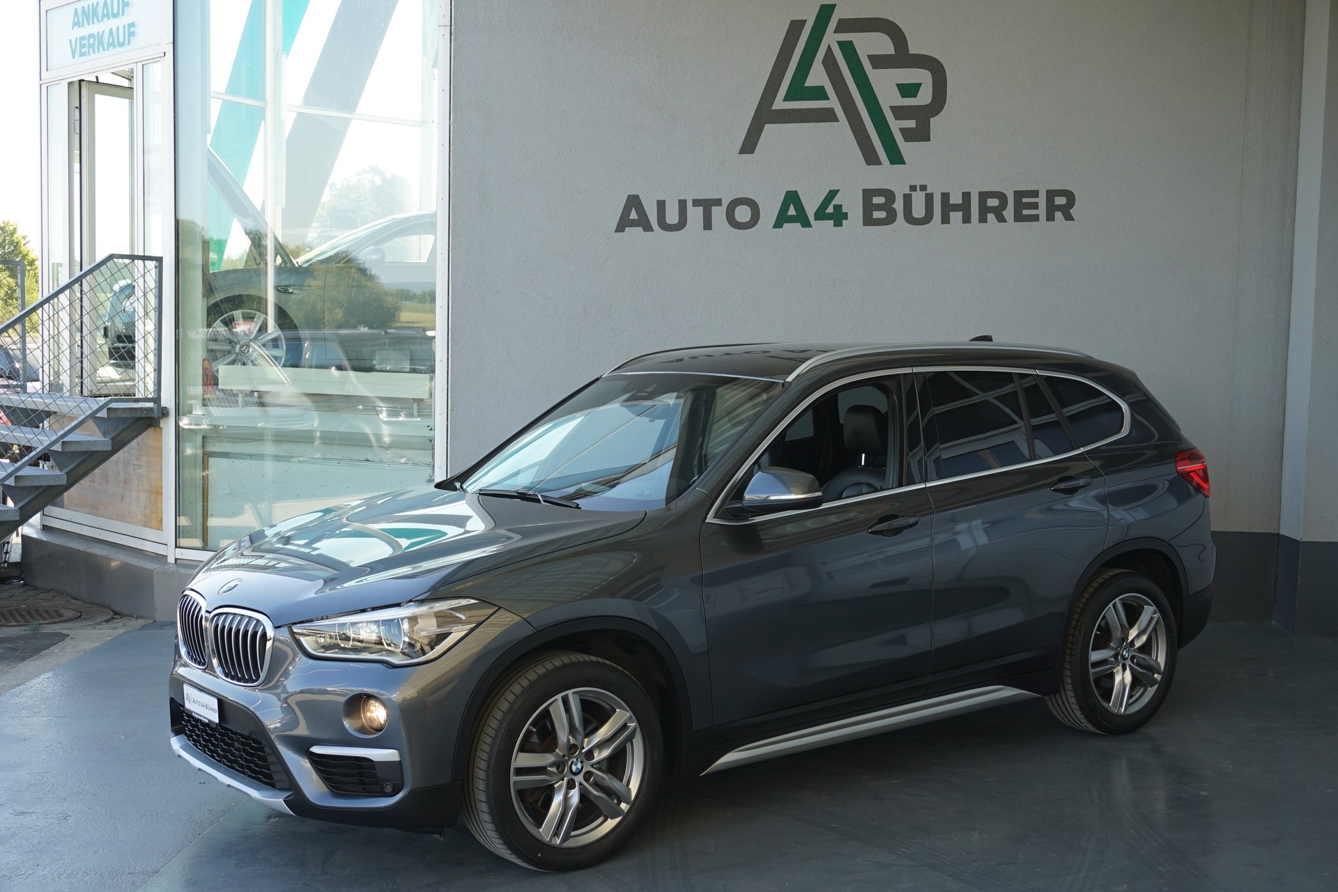 BMW X1 xDrive 20d xLine-image-2