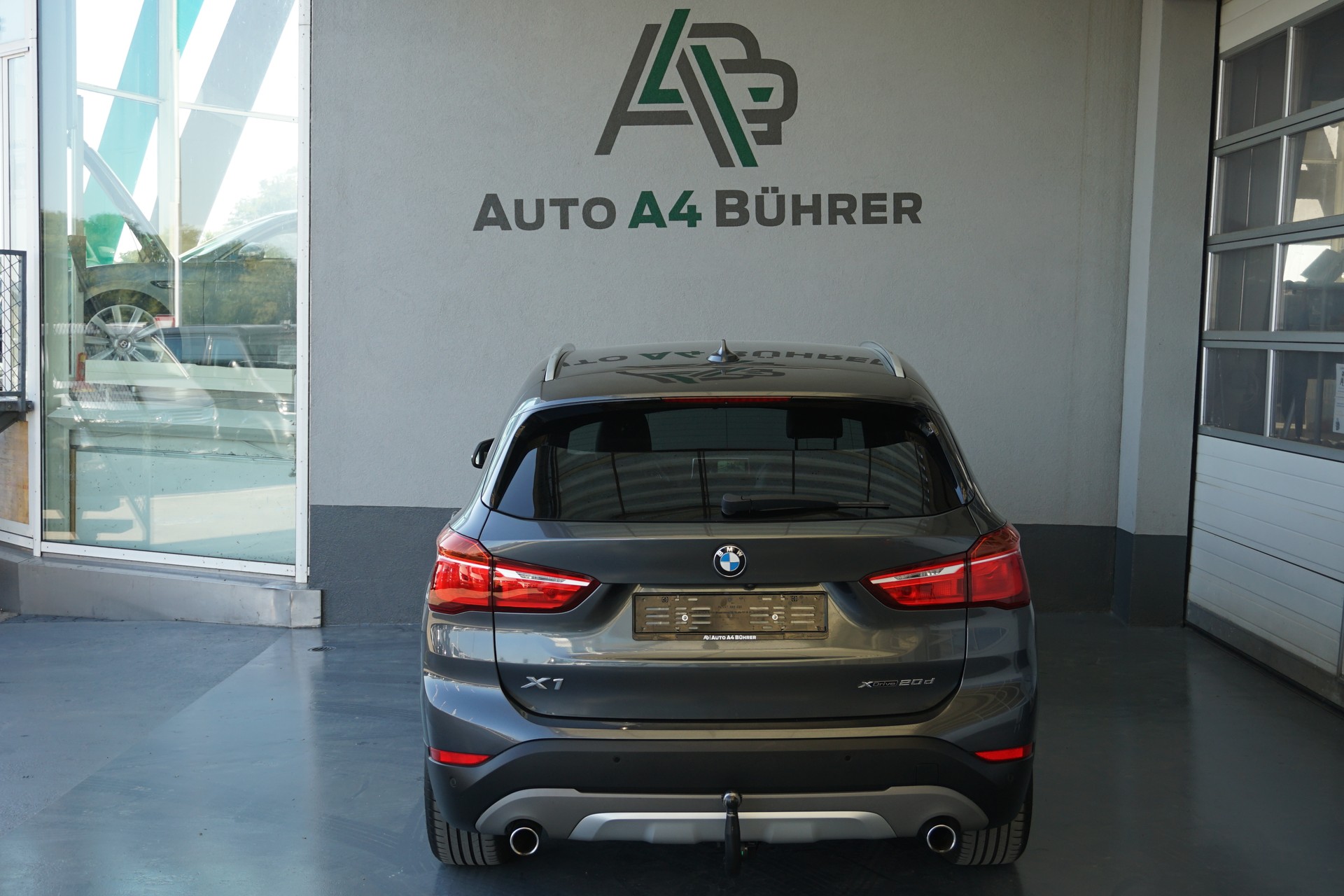 BMW X1 xDrive 20d xLine-image-8