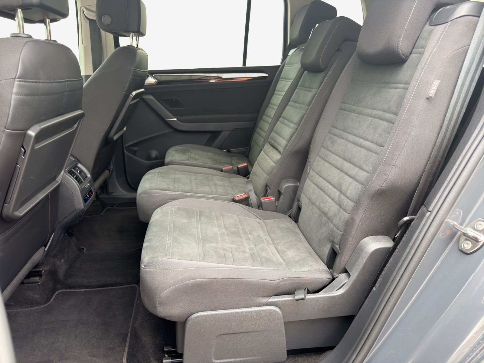 VW Touran 1.5 TSI EVO Highline DSG-image-11