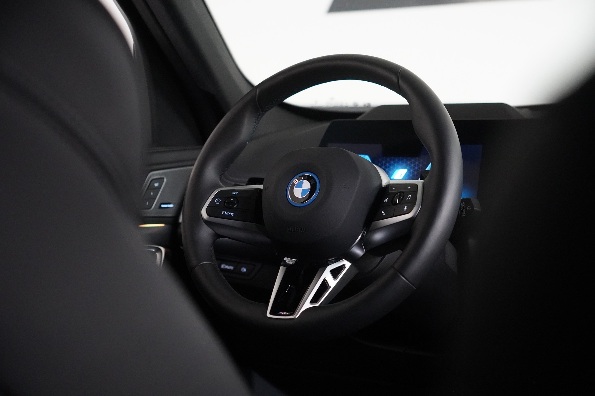 BMW X1 xDrive 30e M Sport-image-23